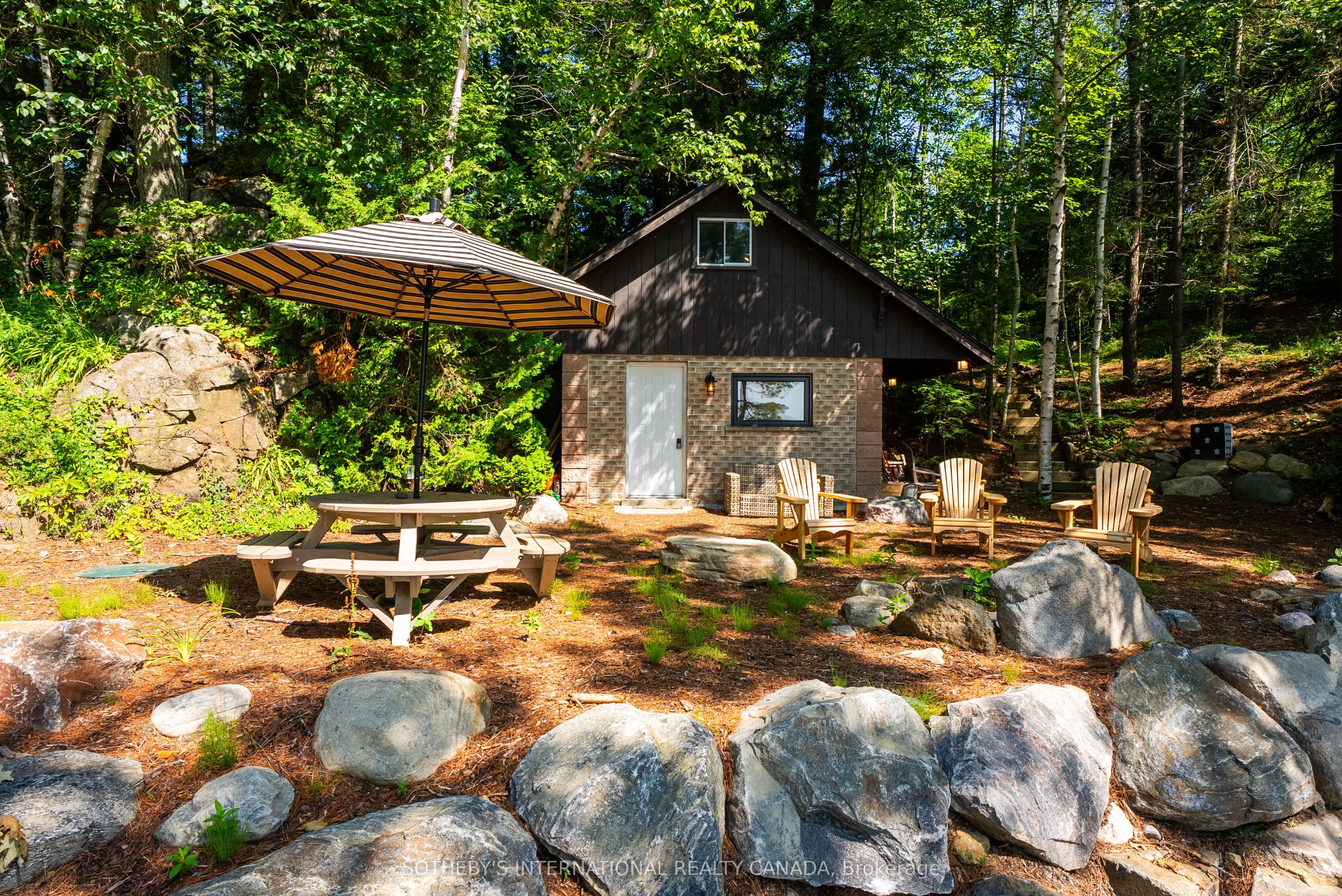 1023 Mccabe Road Property Photo 4
