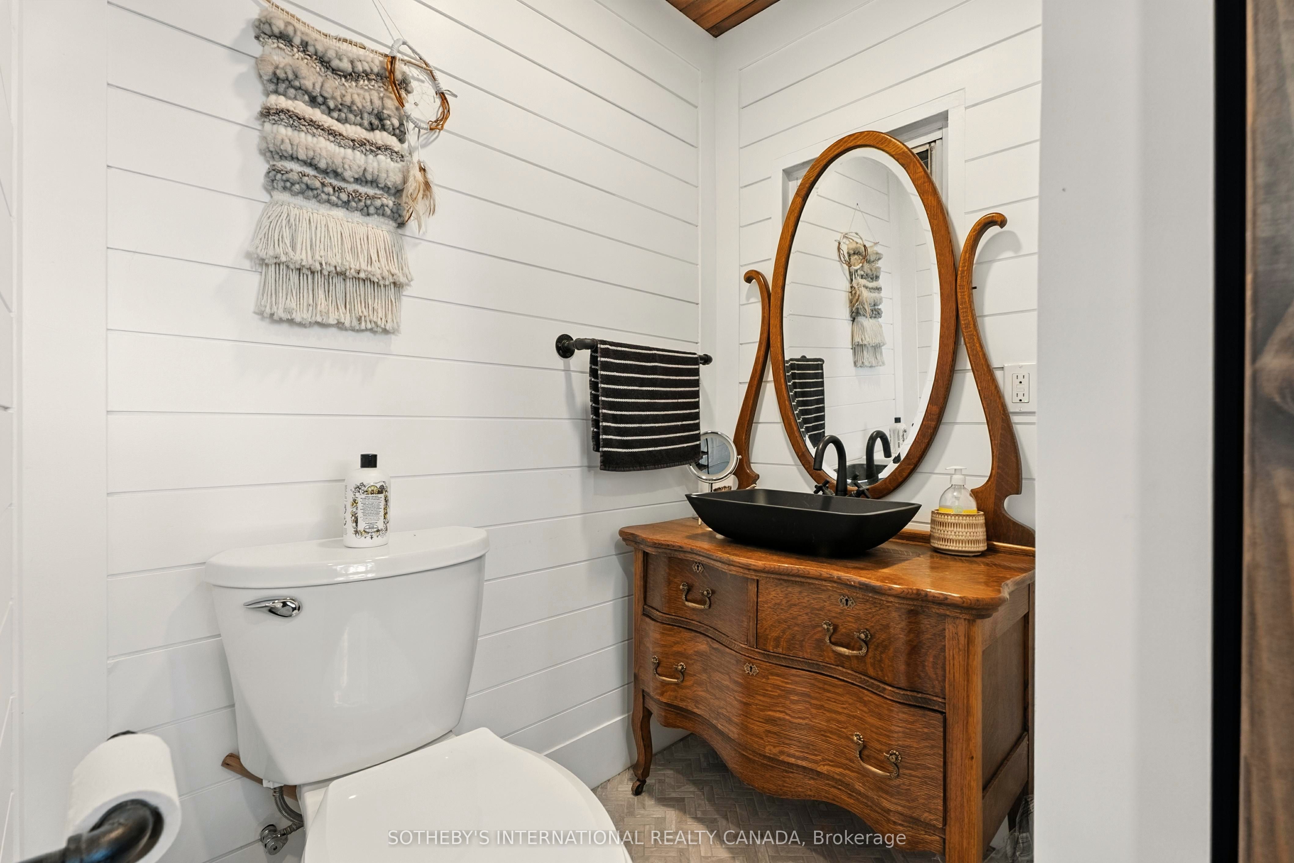 1023 Mccabe Road Property Photo 34