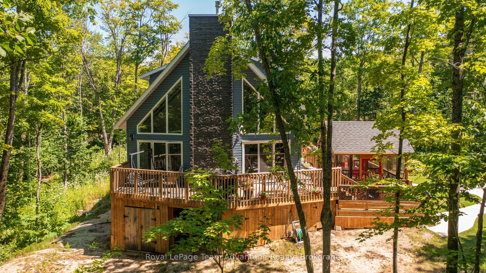 17 Hagerman Court Property Photo 1
