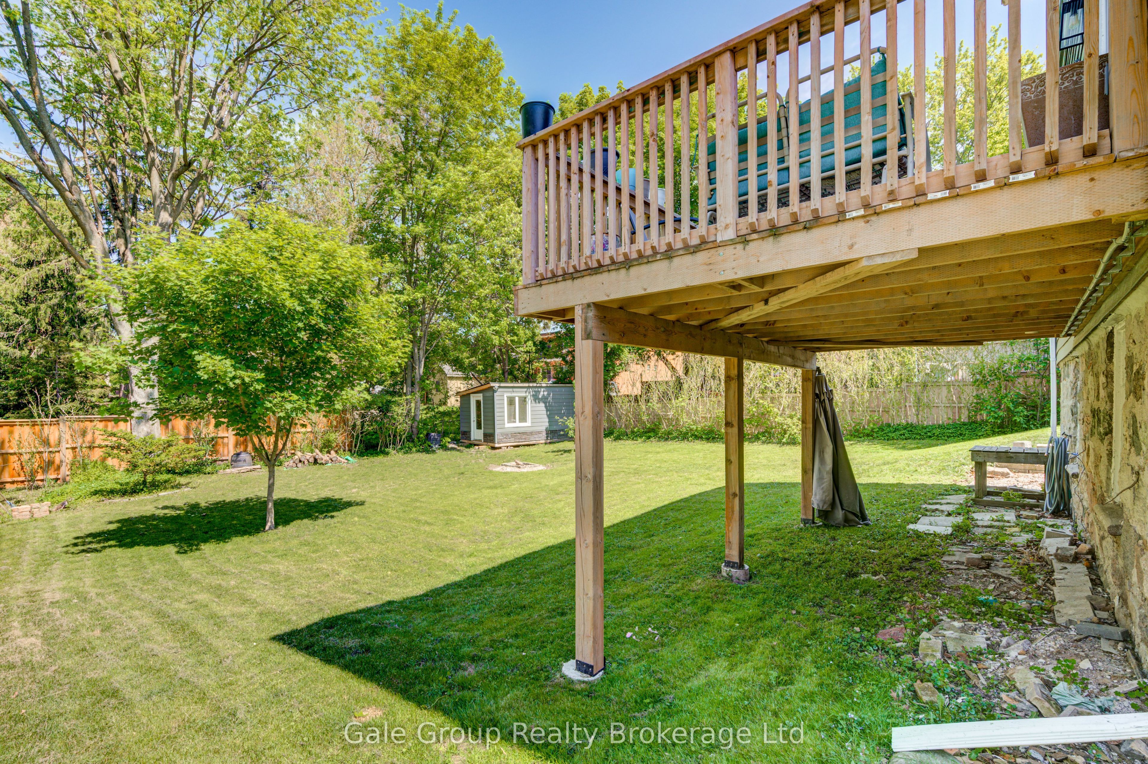 213 Albert Street Property Photo 44