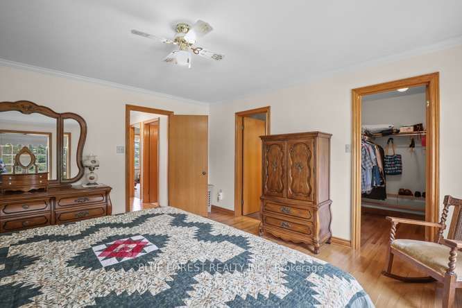 9869 Currie Road Property Photo 18