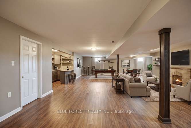 9869 Currie Road Property Photo 30