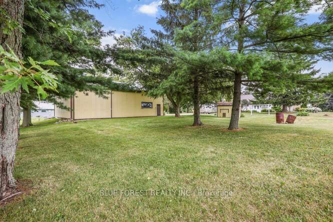 9869 Currie Road Property Photo 39