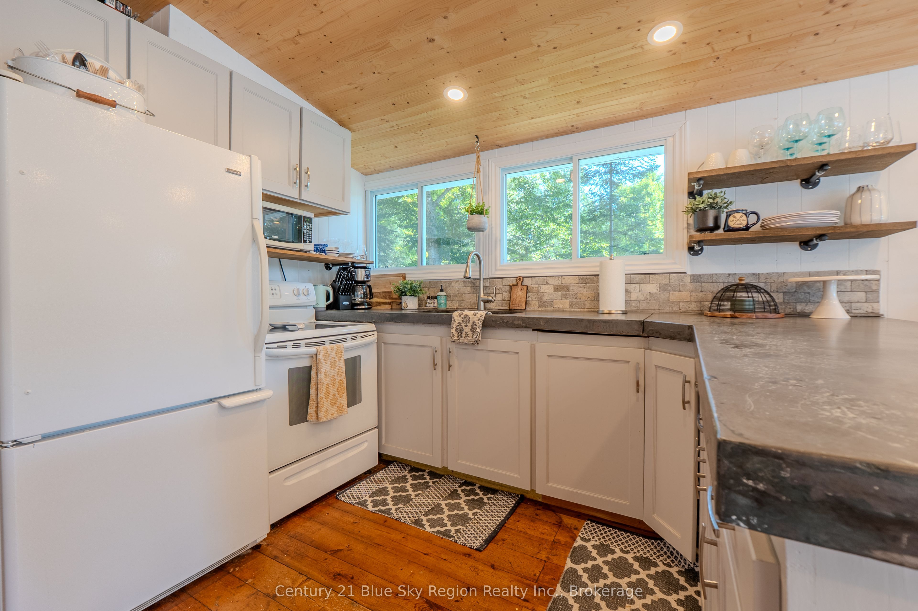 2149 Peninsula Road Property Photo 4