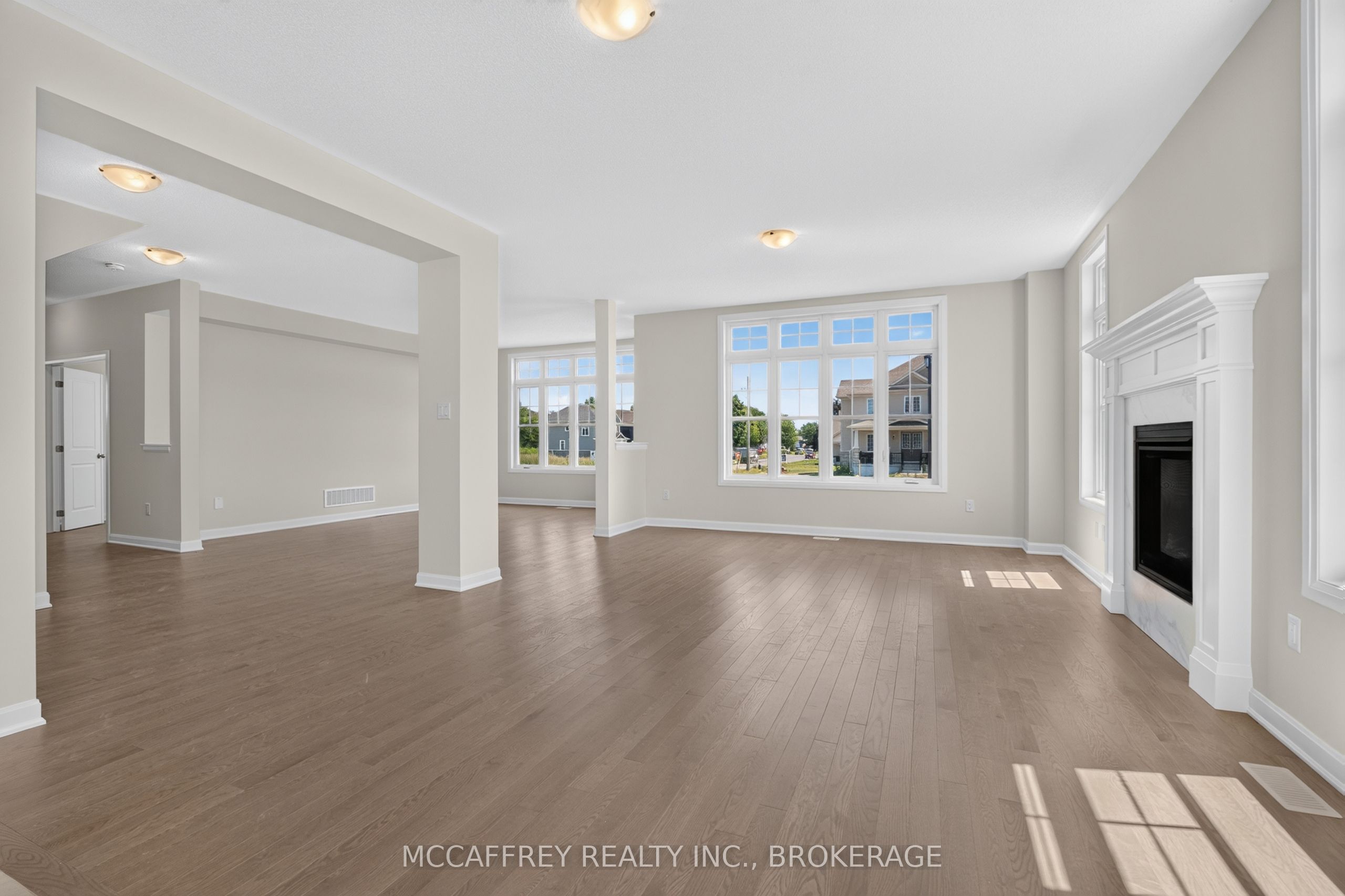 103 Gildersleeve Boulevard Property Photo 8