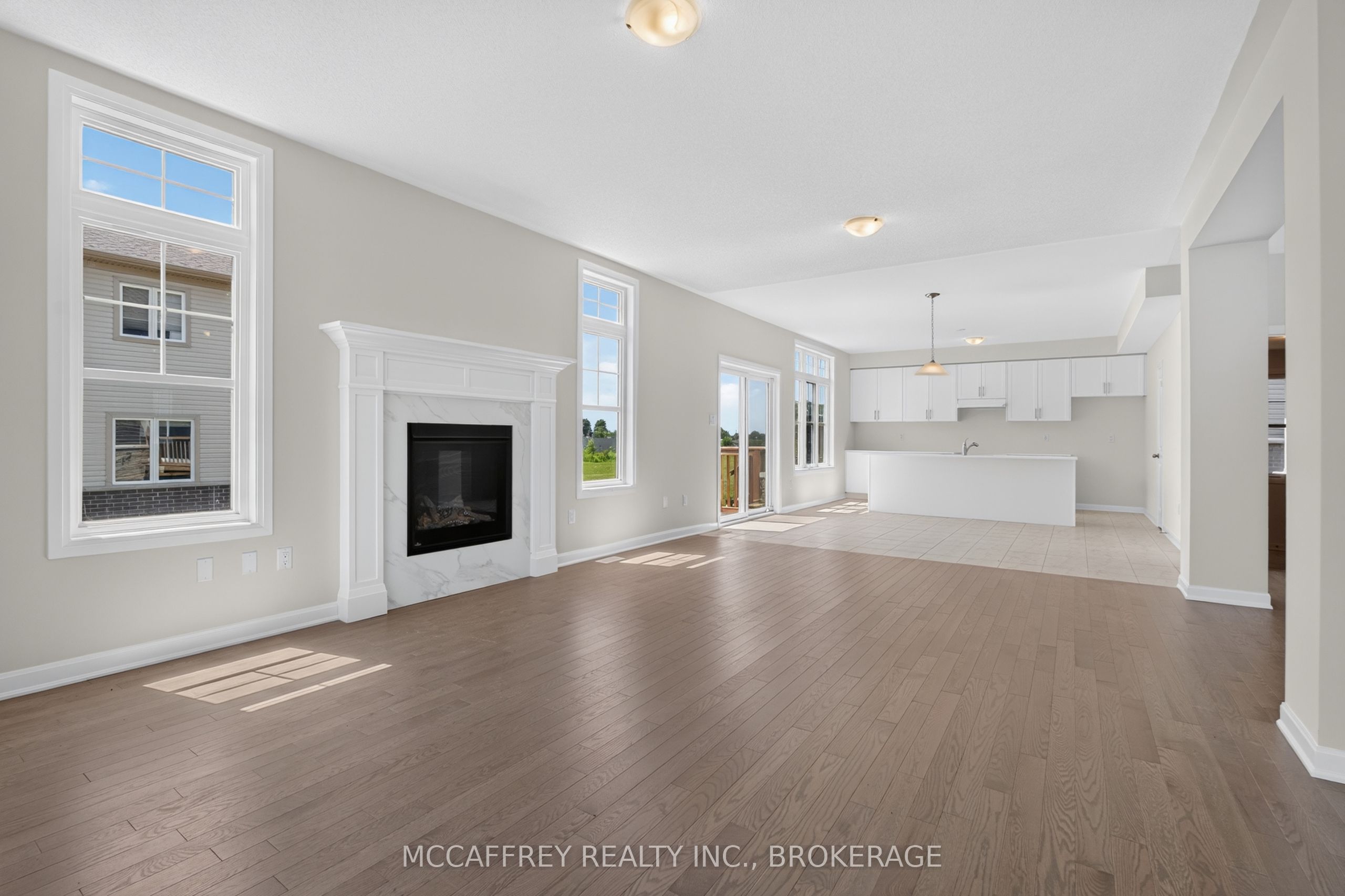 103 Gildersleeve Boulevard Property Photo 10
