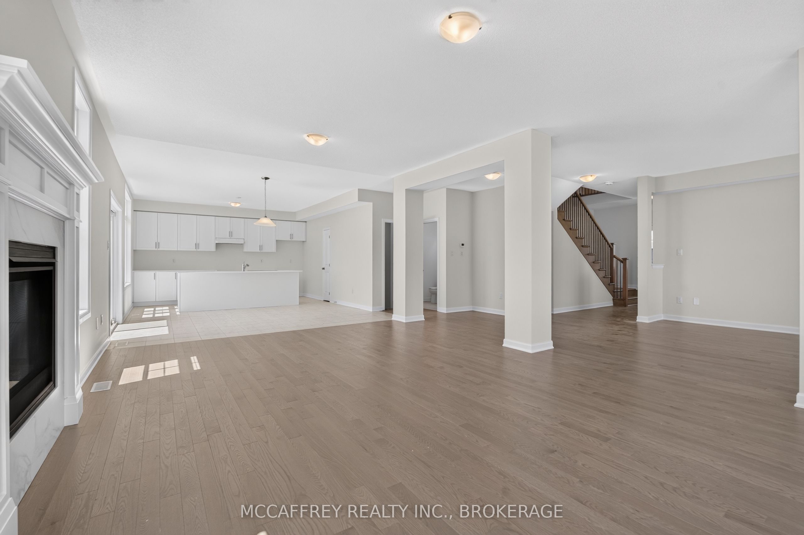 103 Gildersleeve Boulevard Property Photo 11