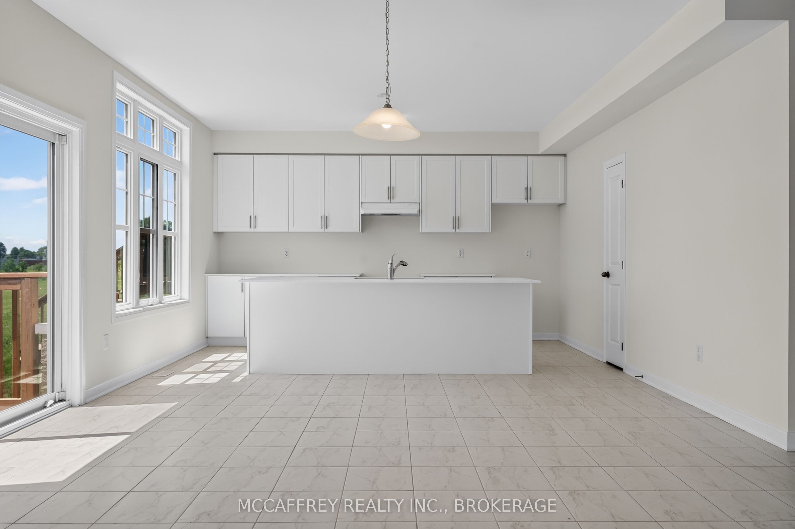 103 Gildersleeve Boulevard Property Photo 13