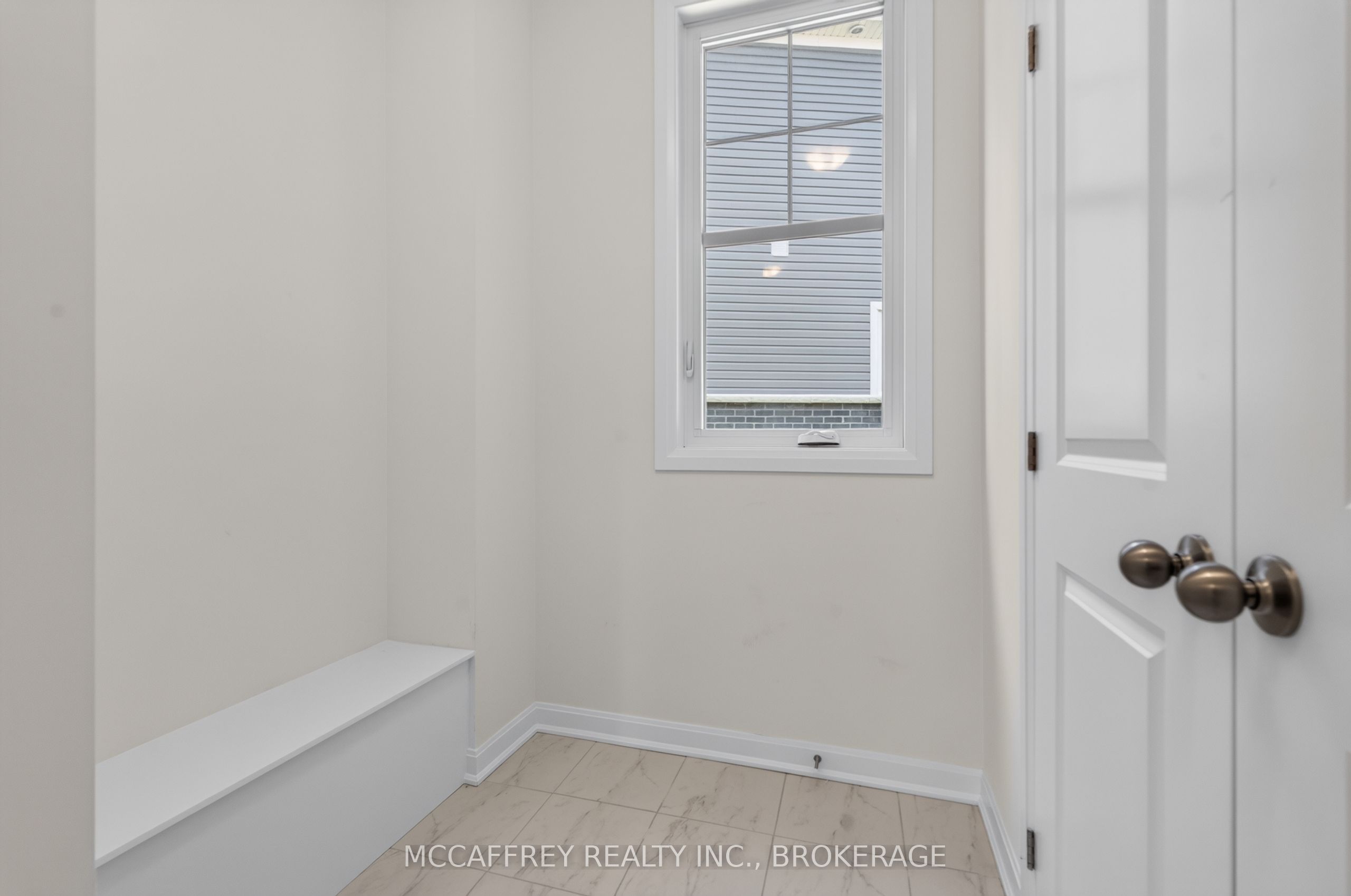 103 Gildersleeve Boulevard Property Photo 22