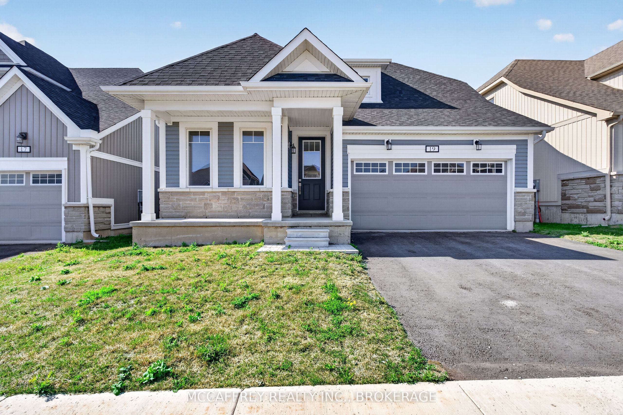 19 Oakmont Drive Property Photo 1