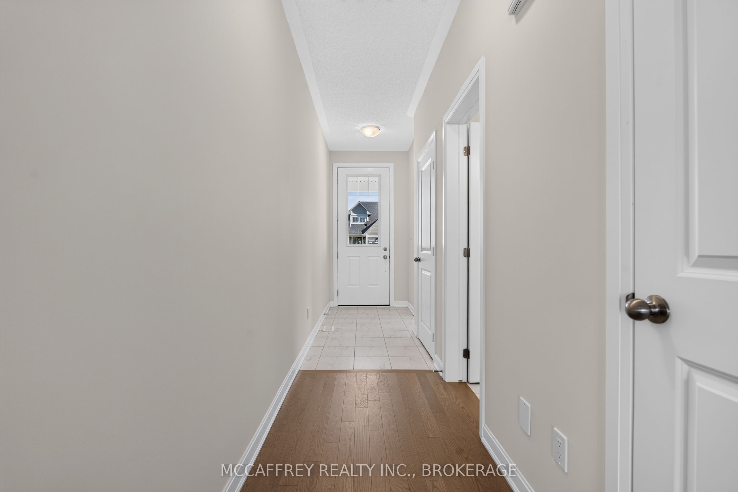 19 Oakmont Drive Property Photo 3