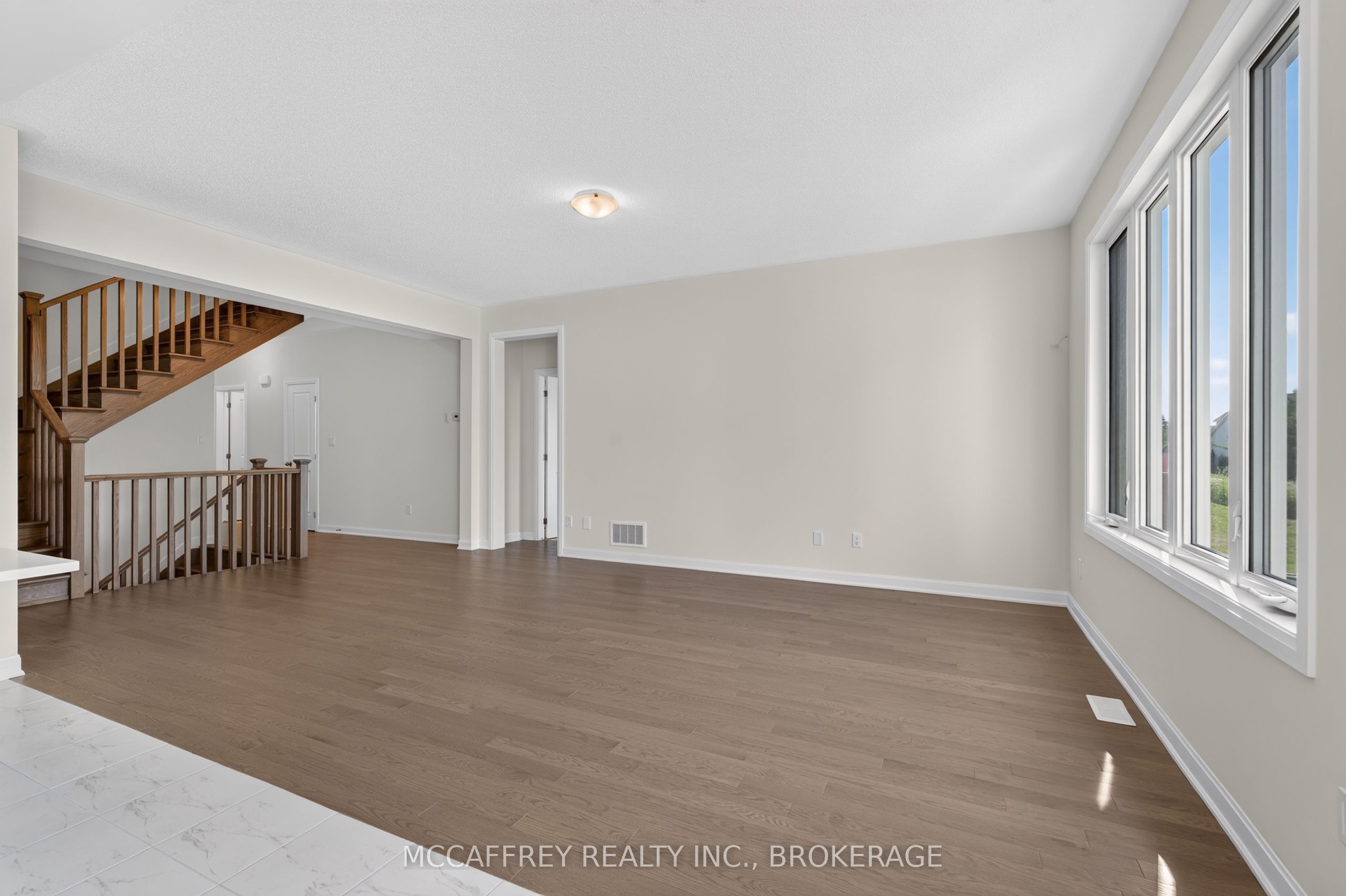 19 Oakmont Drive Property Photo 7