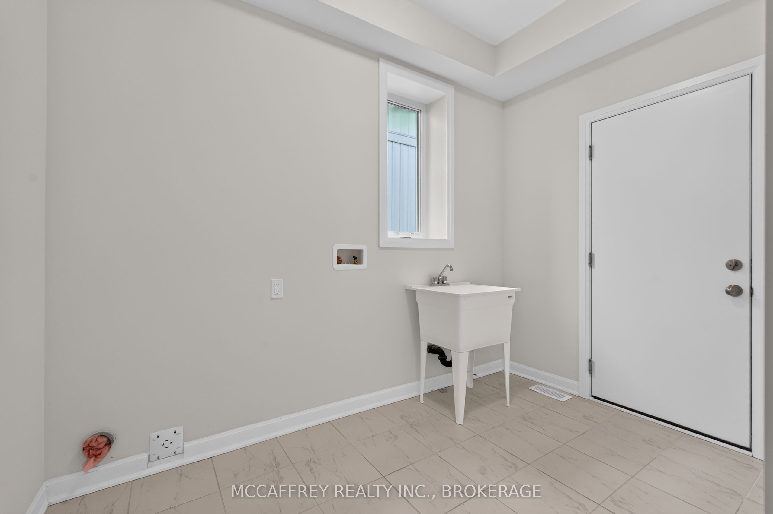 19 Oakmont Drive Property Photo 28