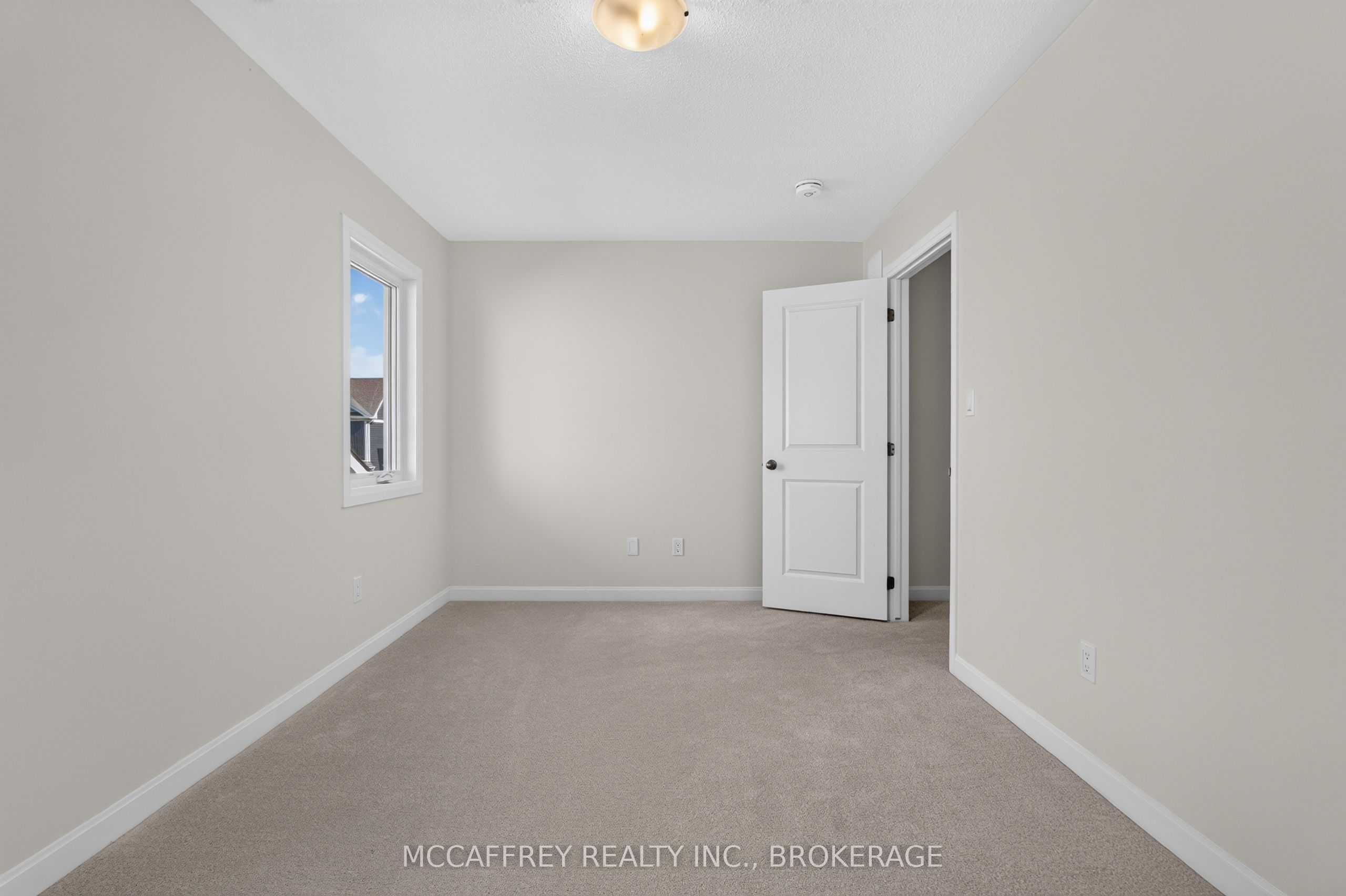 19 Oakmont Drive Property Photo 31
