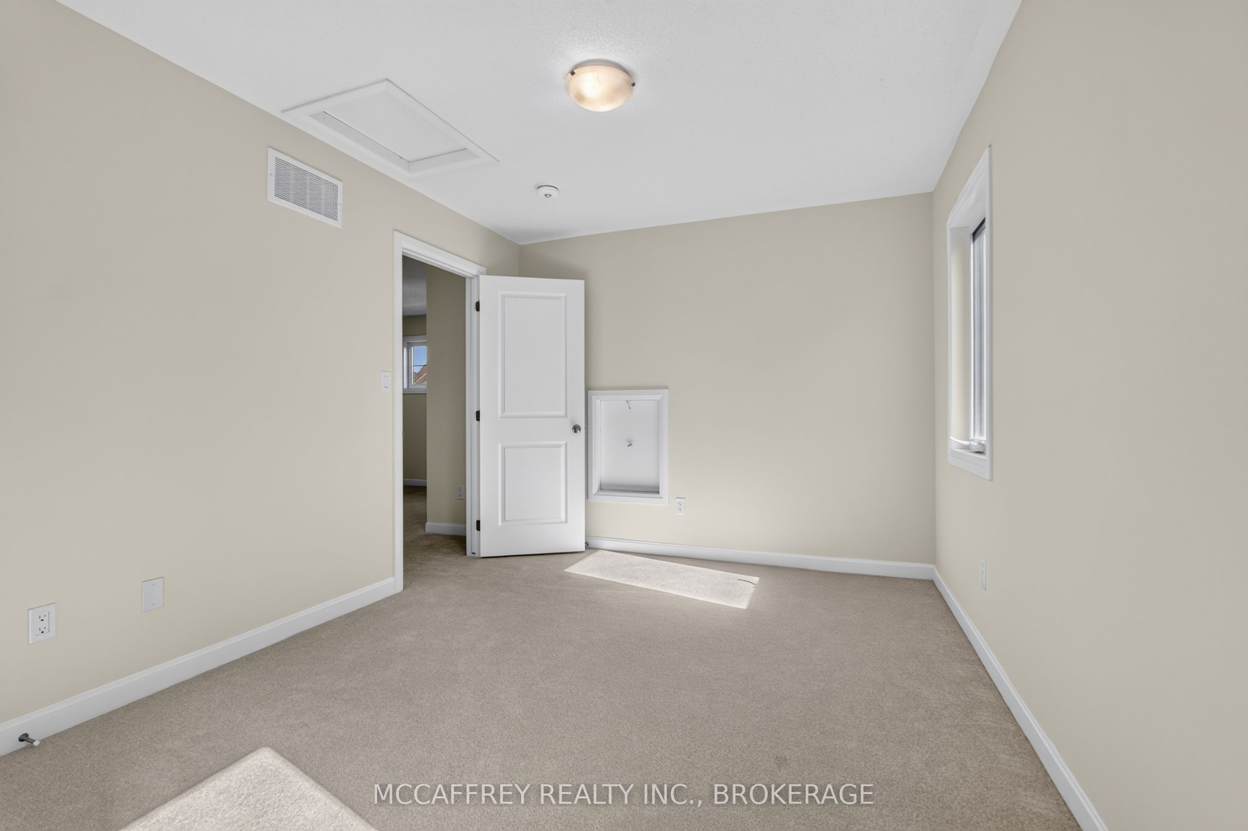 19 Oakmont Drive Property Photo 34