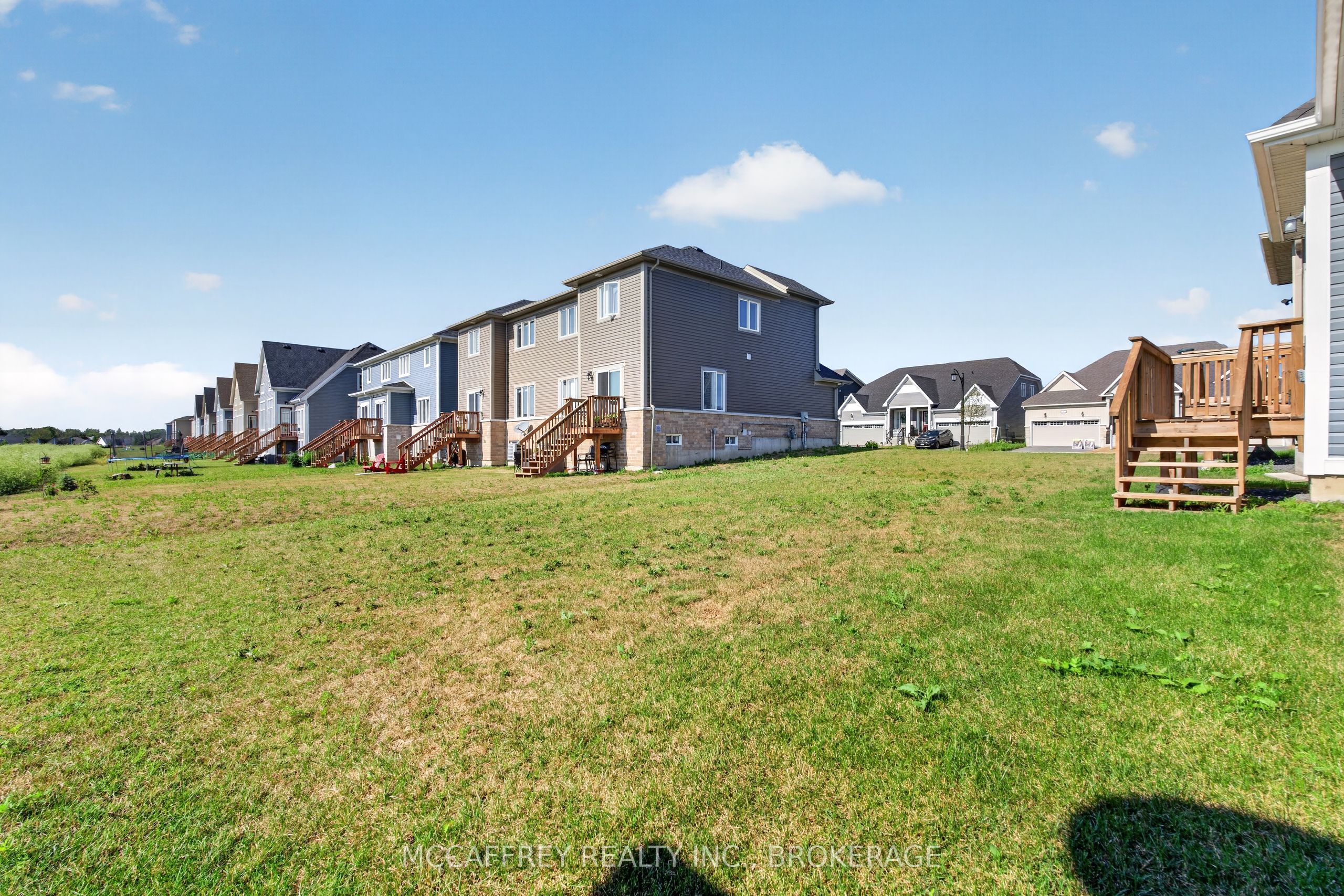 19 Oakmont Drive Property Photo 41