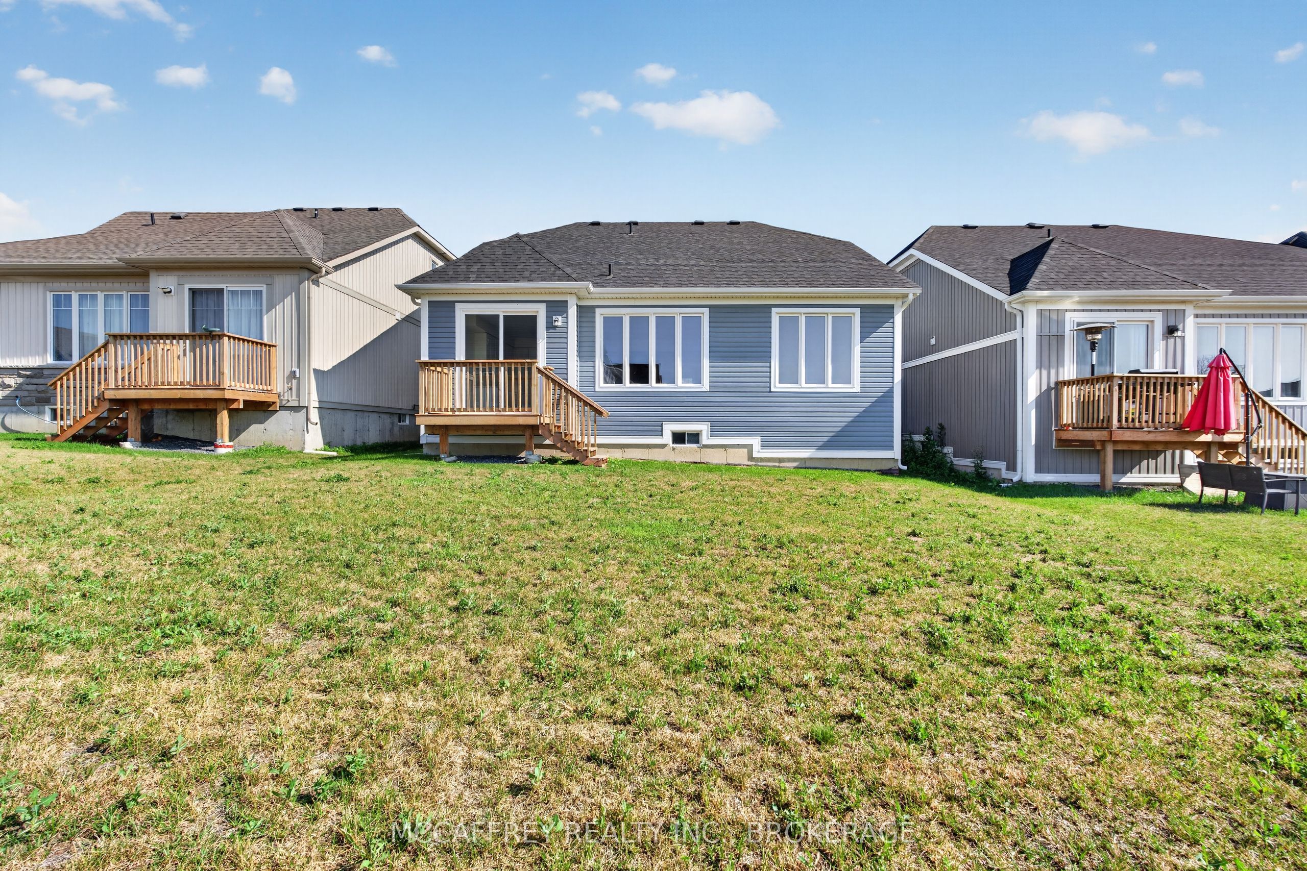 19 Oakmont Drive Property Photo 43