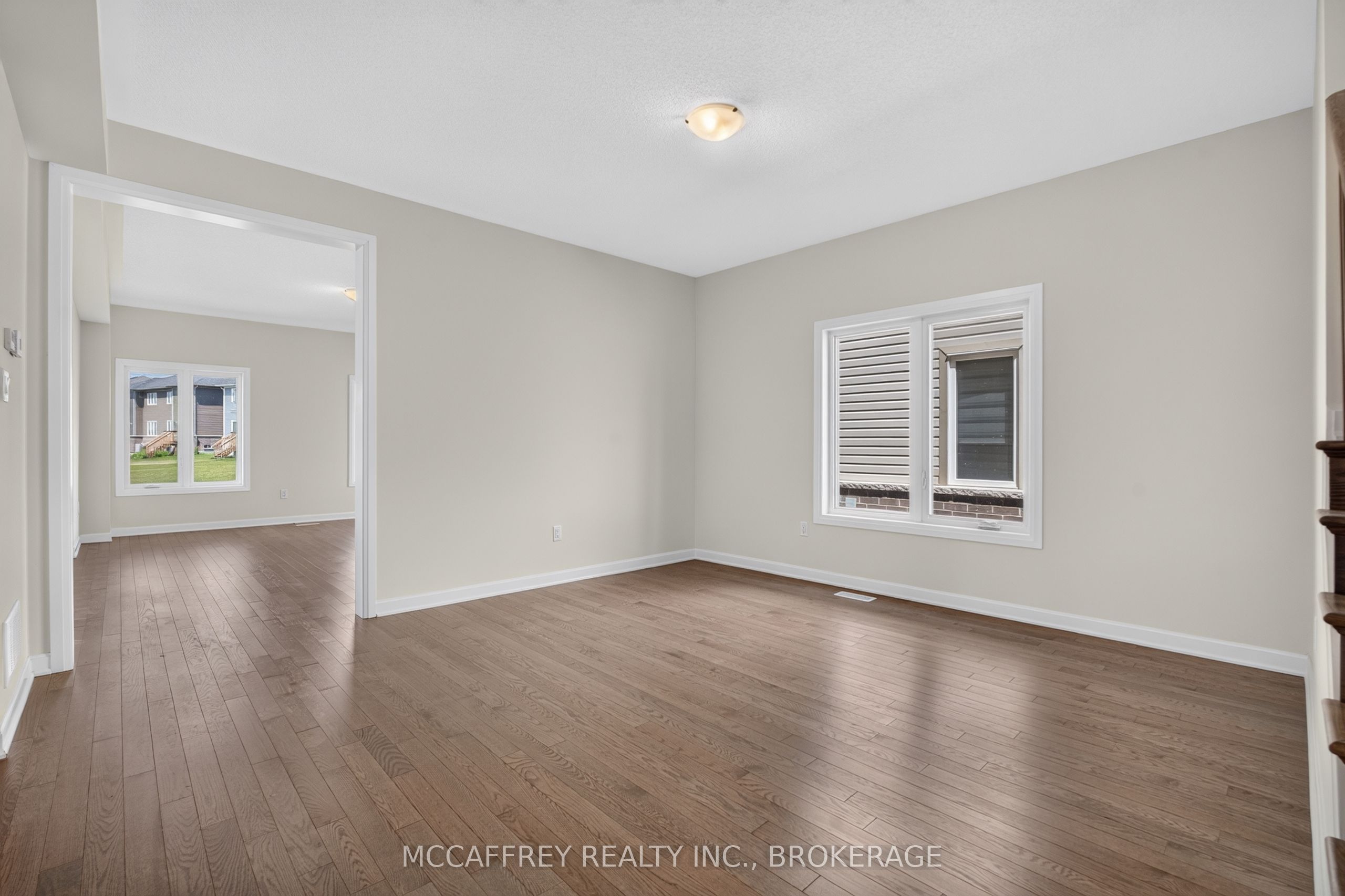 117 Windermere Boulevard Property Photo 8