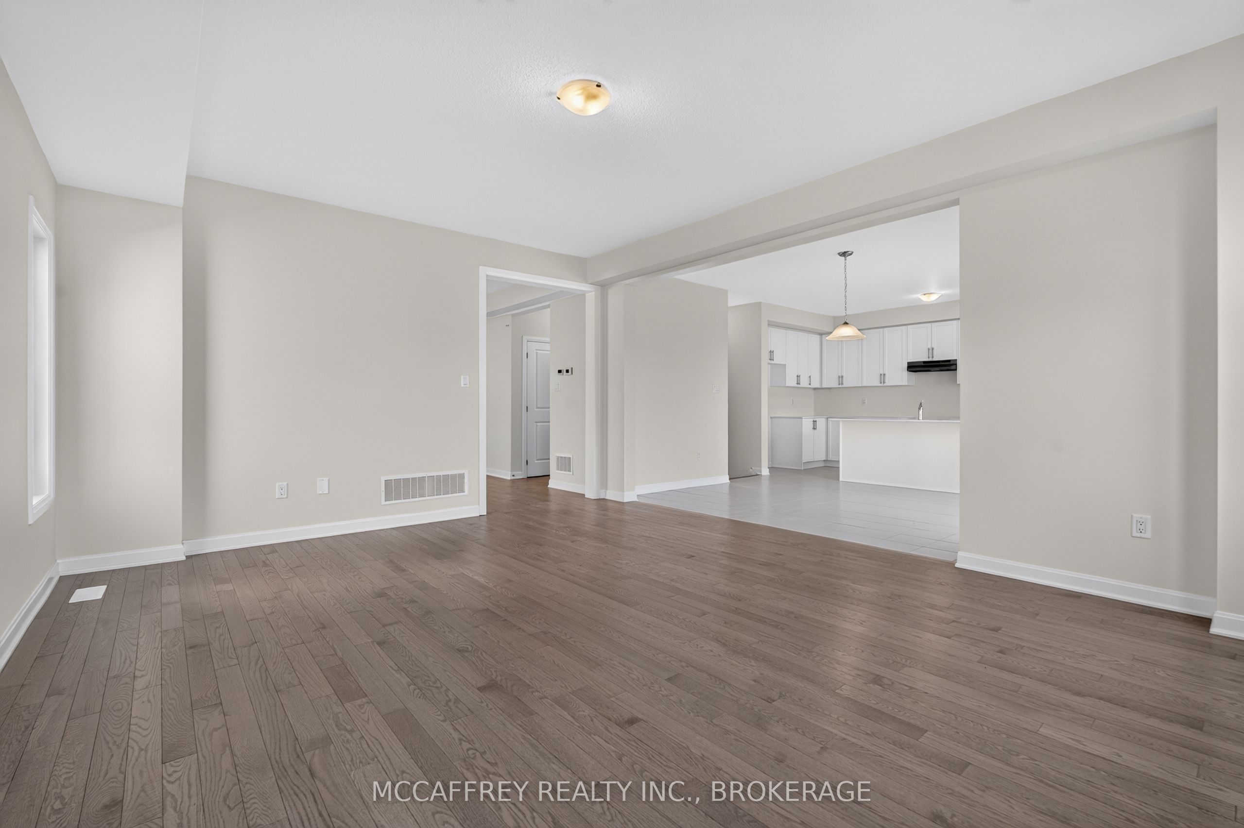 117 Windermere Boulevard Property Photo 12