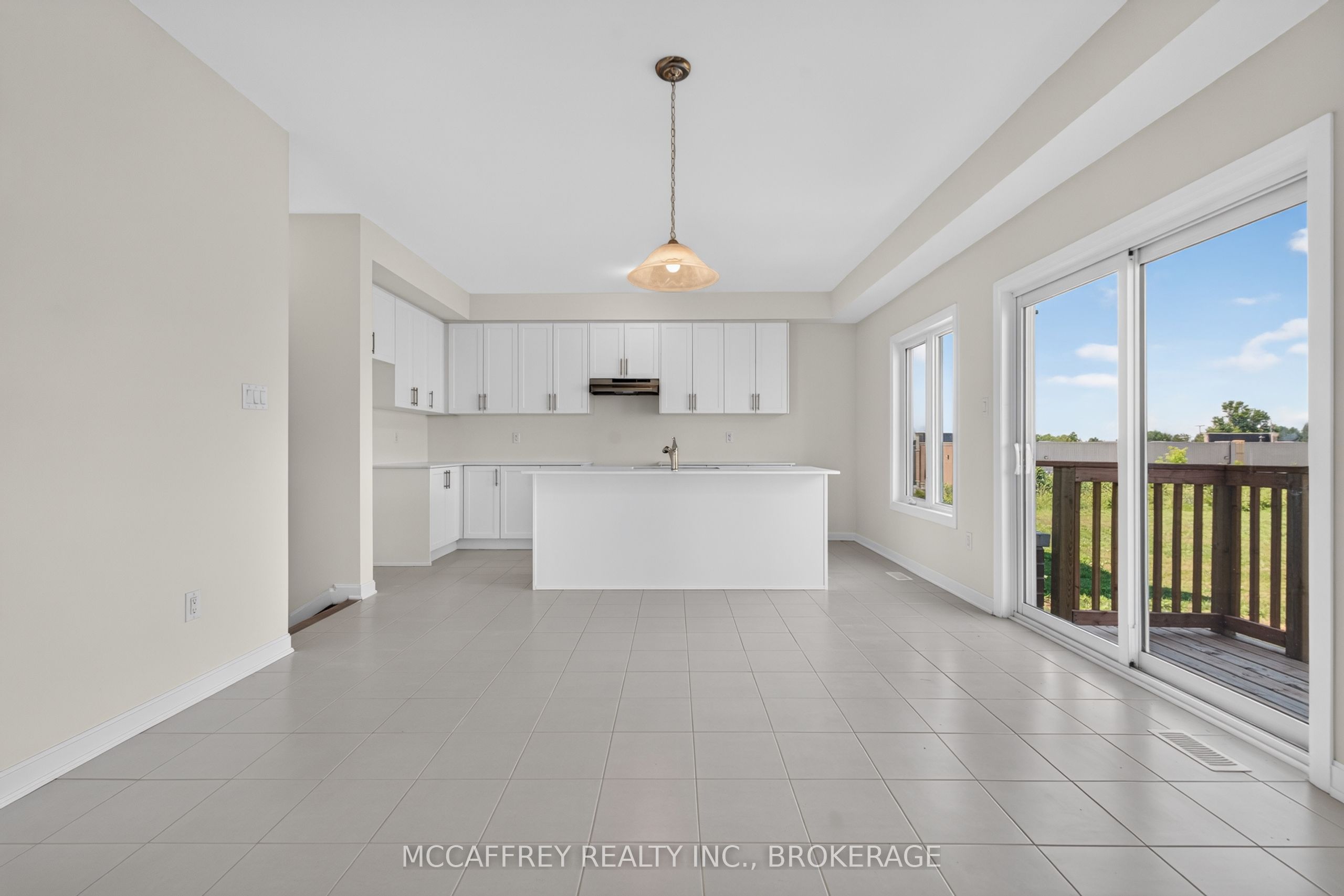 117 Windermere Boulevard Property Photo 13