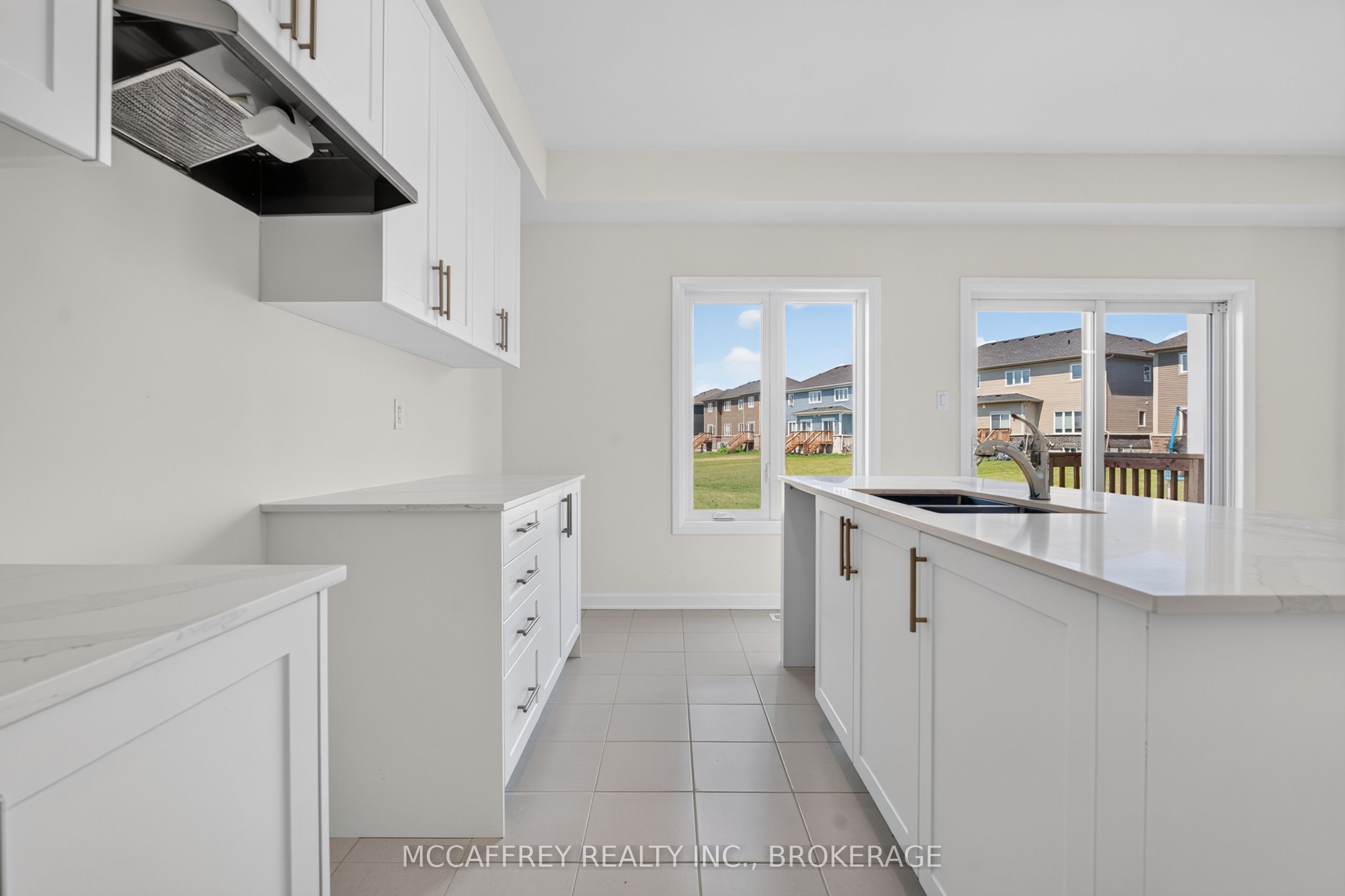117 Windermere Boulevard Property Photo 18