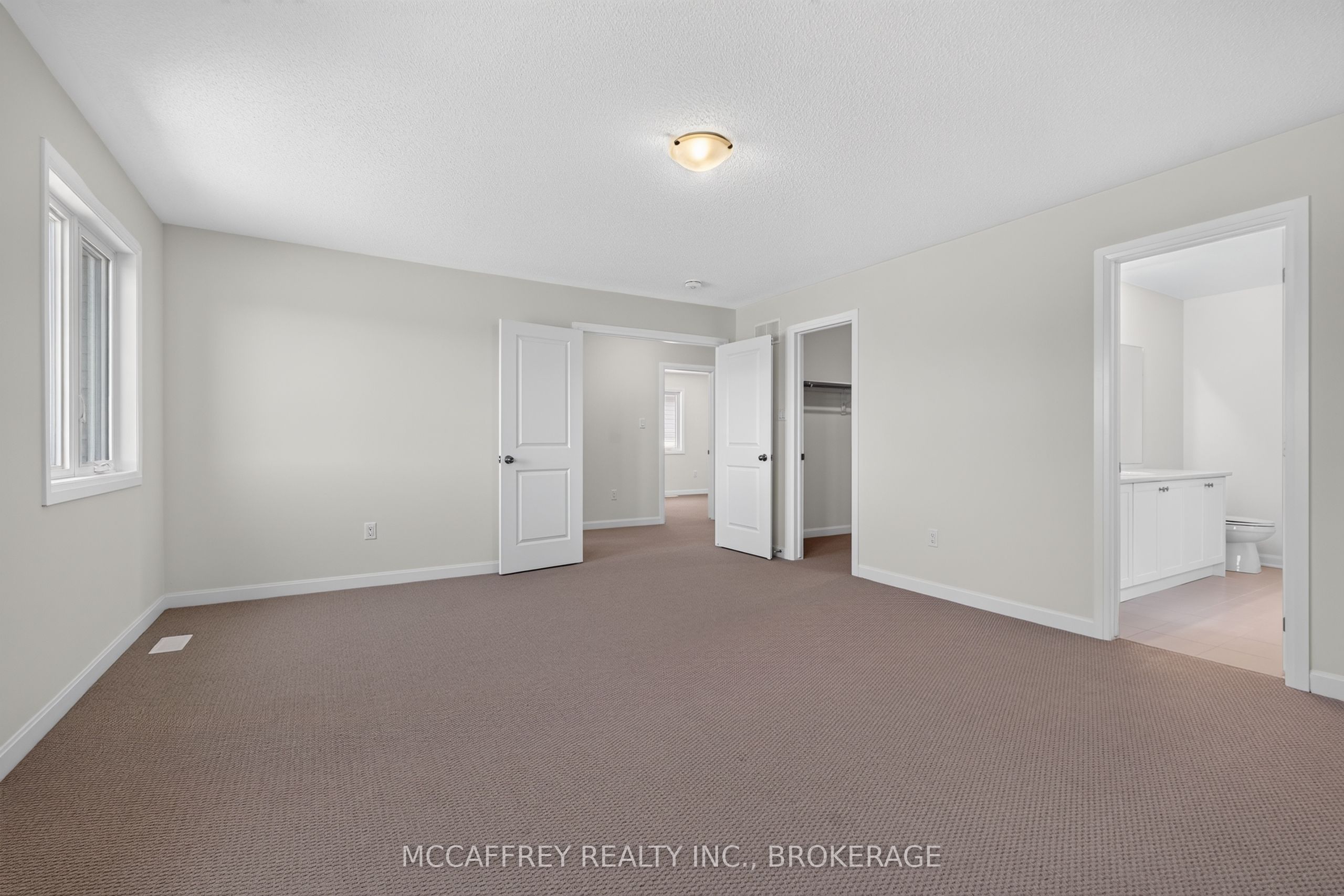 117 Windermere Boulevard Property Photo 27