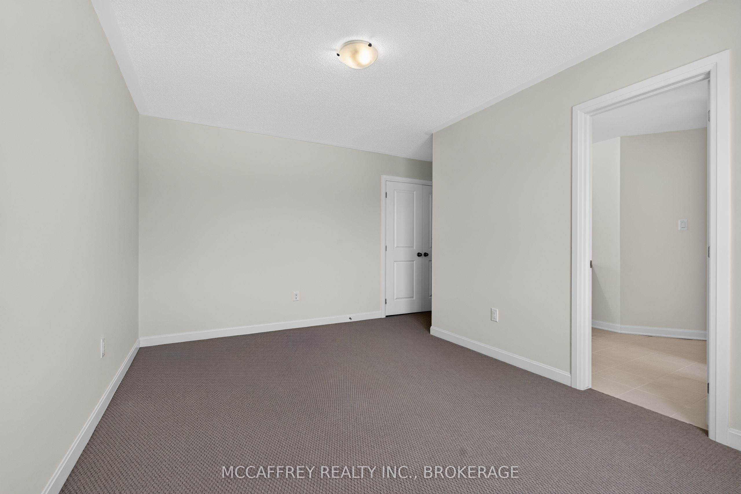 117 Windermere Boulevard Property Photo 38