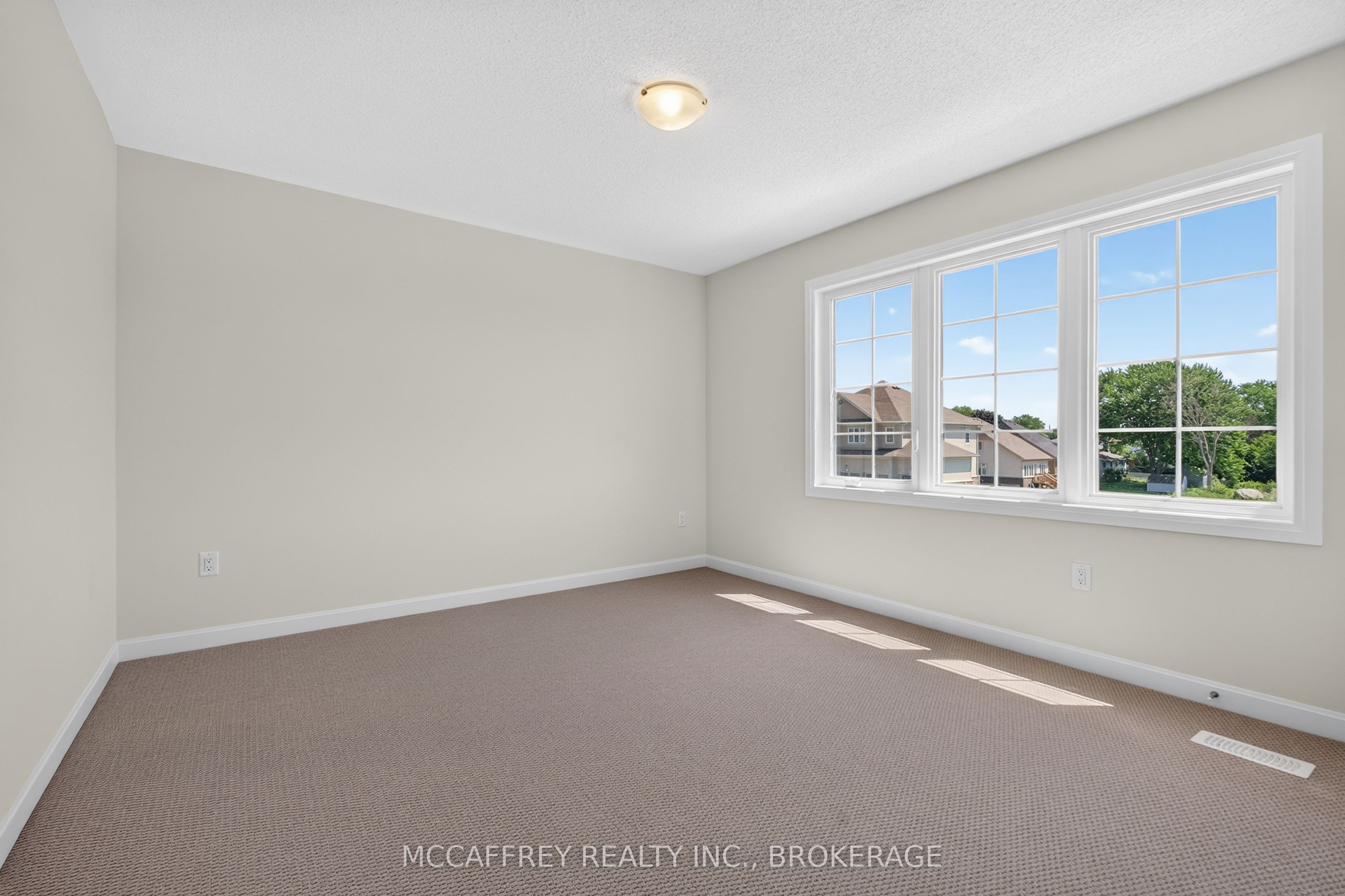 117 Windermere Boulevard Property Photo 41