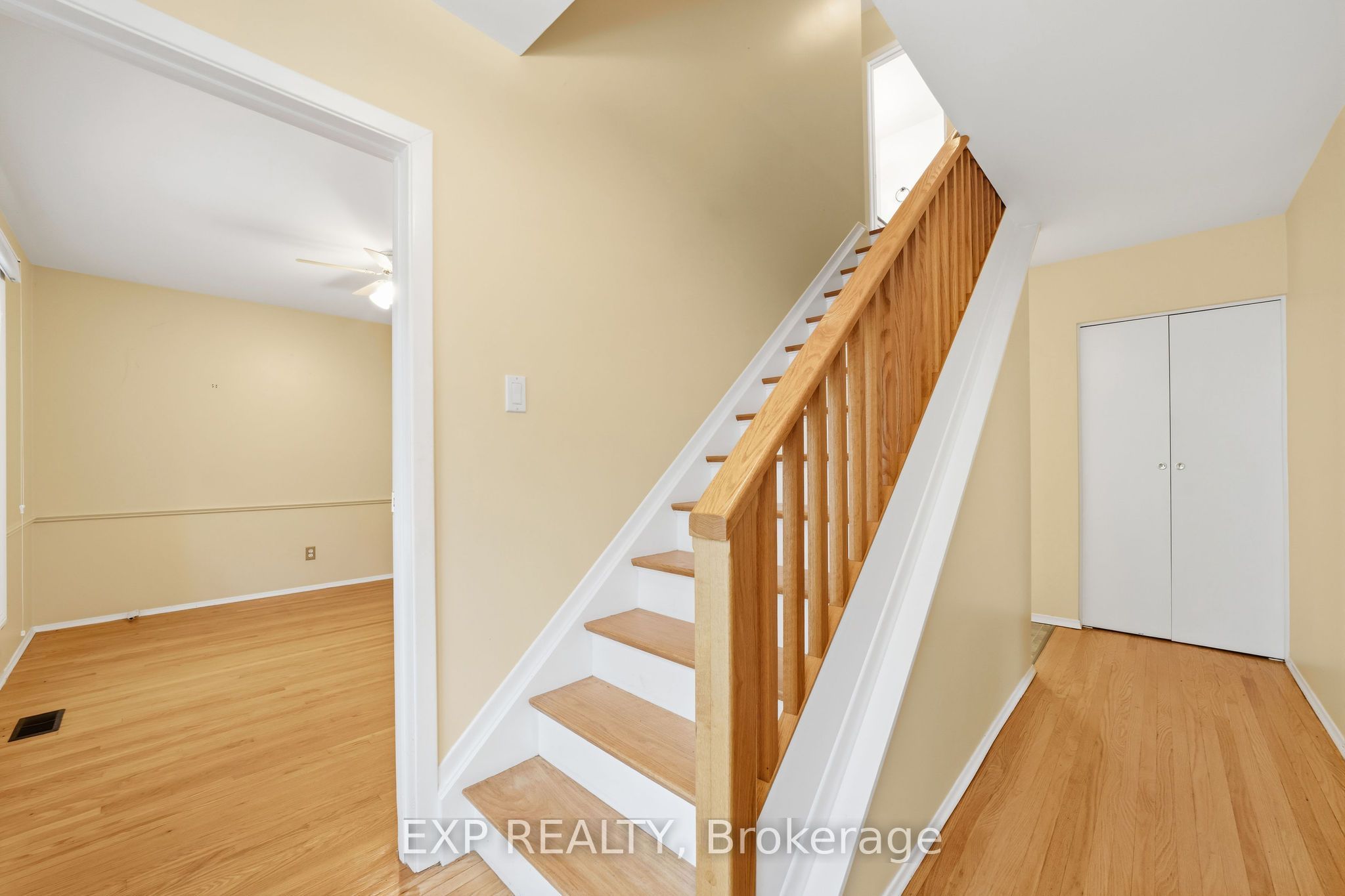 42 Queen Mary Crescent Property Photo 13