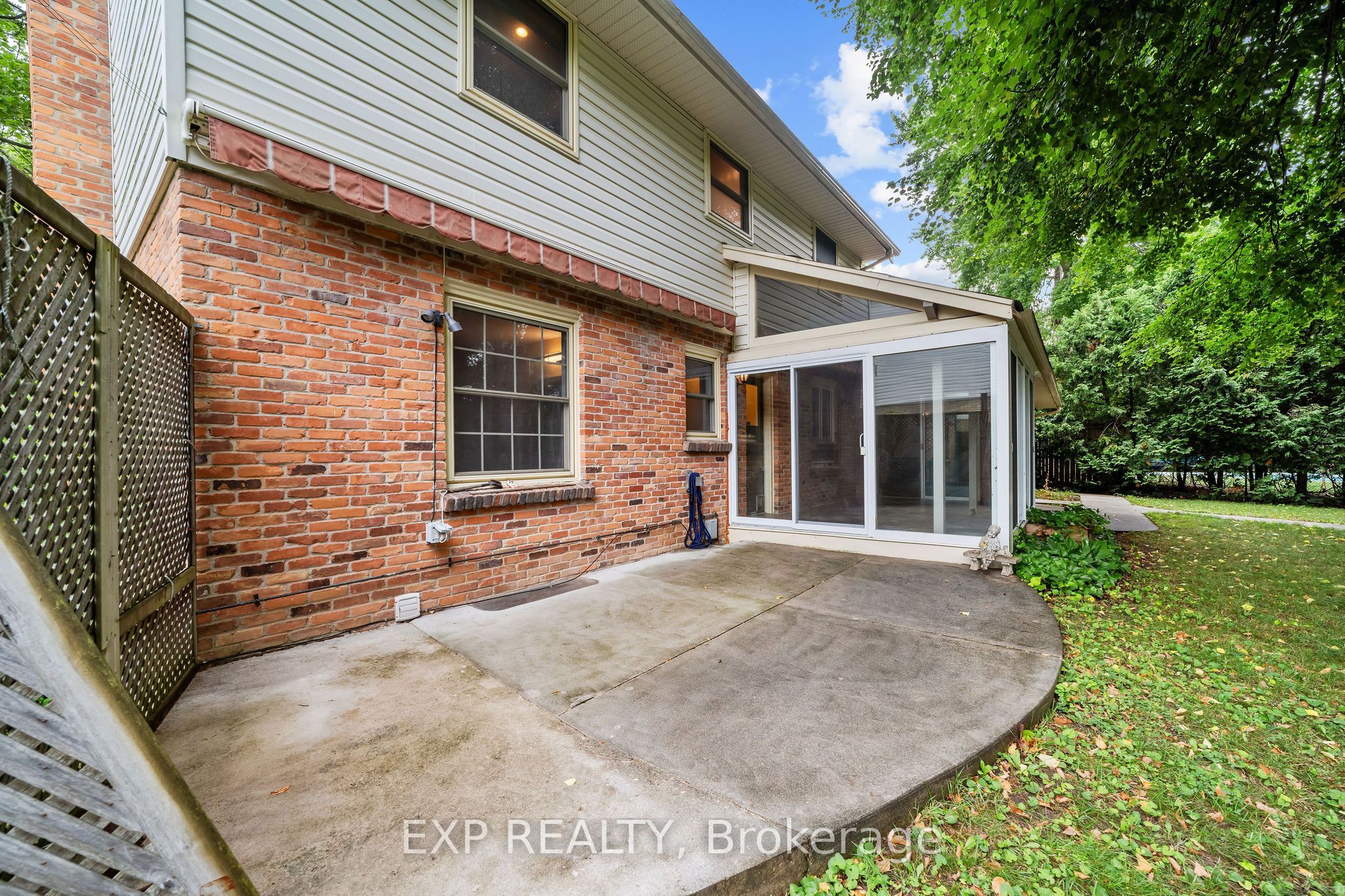 42 Queen Mary Crescent Property Photo 25