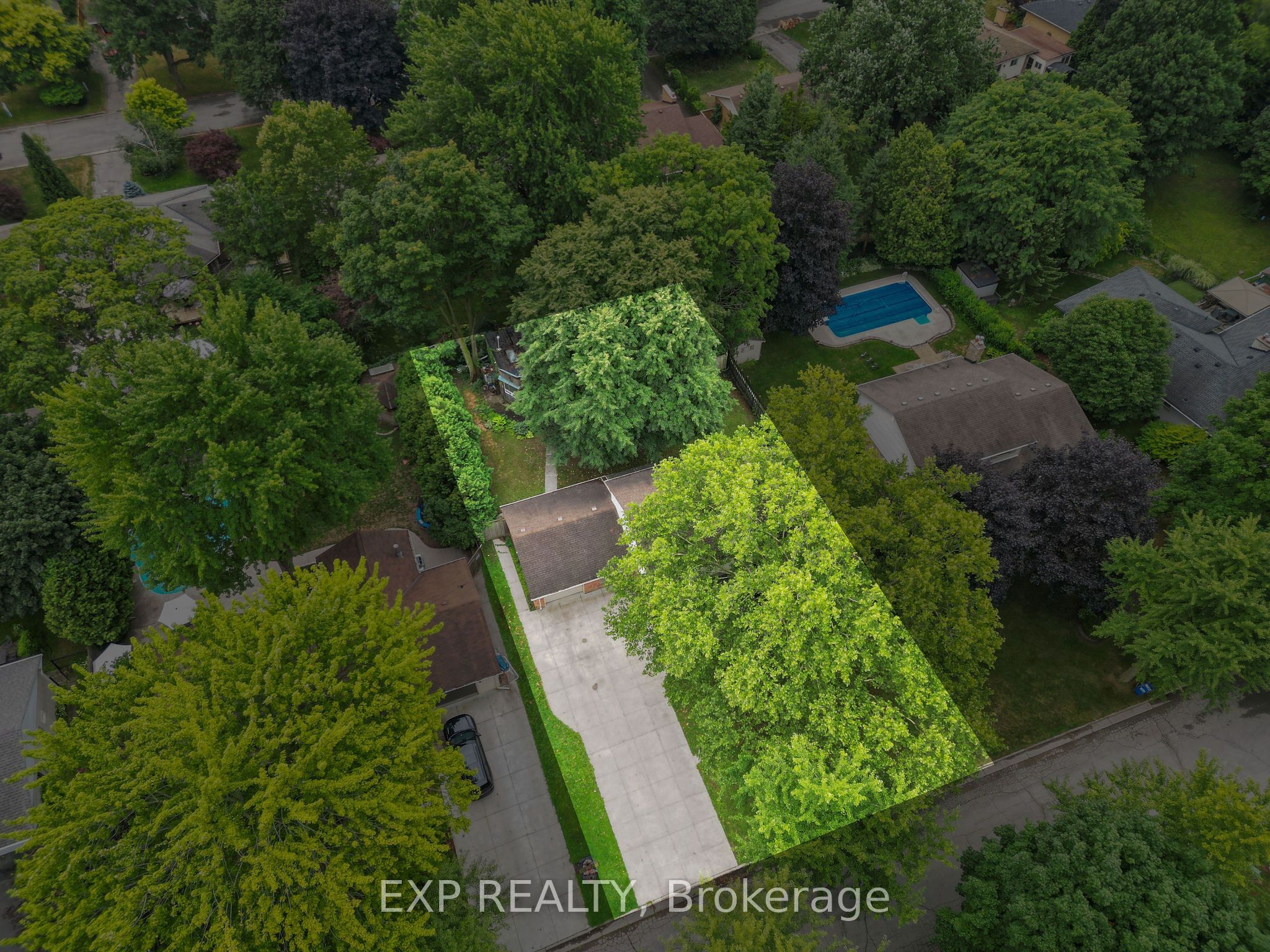 42 Queen Mary Crescent Property Photo 28