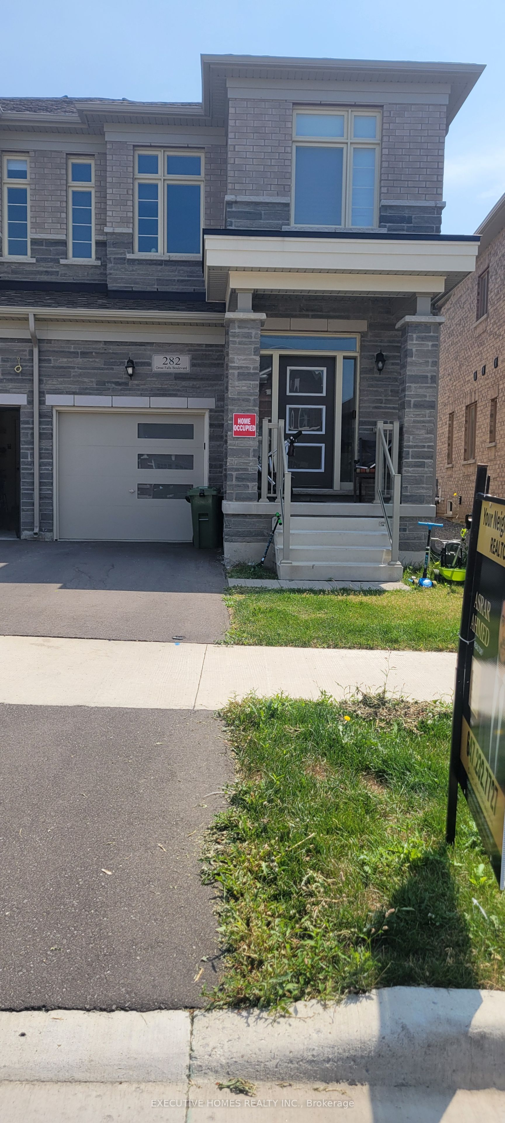 282 Great Falls Boulevard Property Photo 2