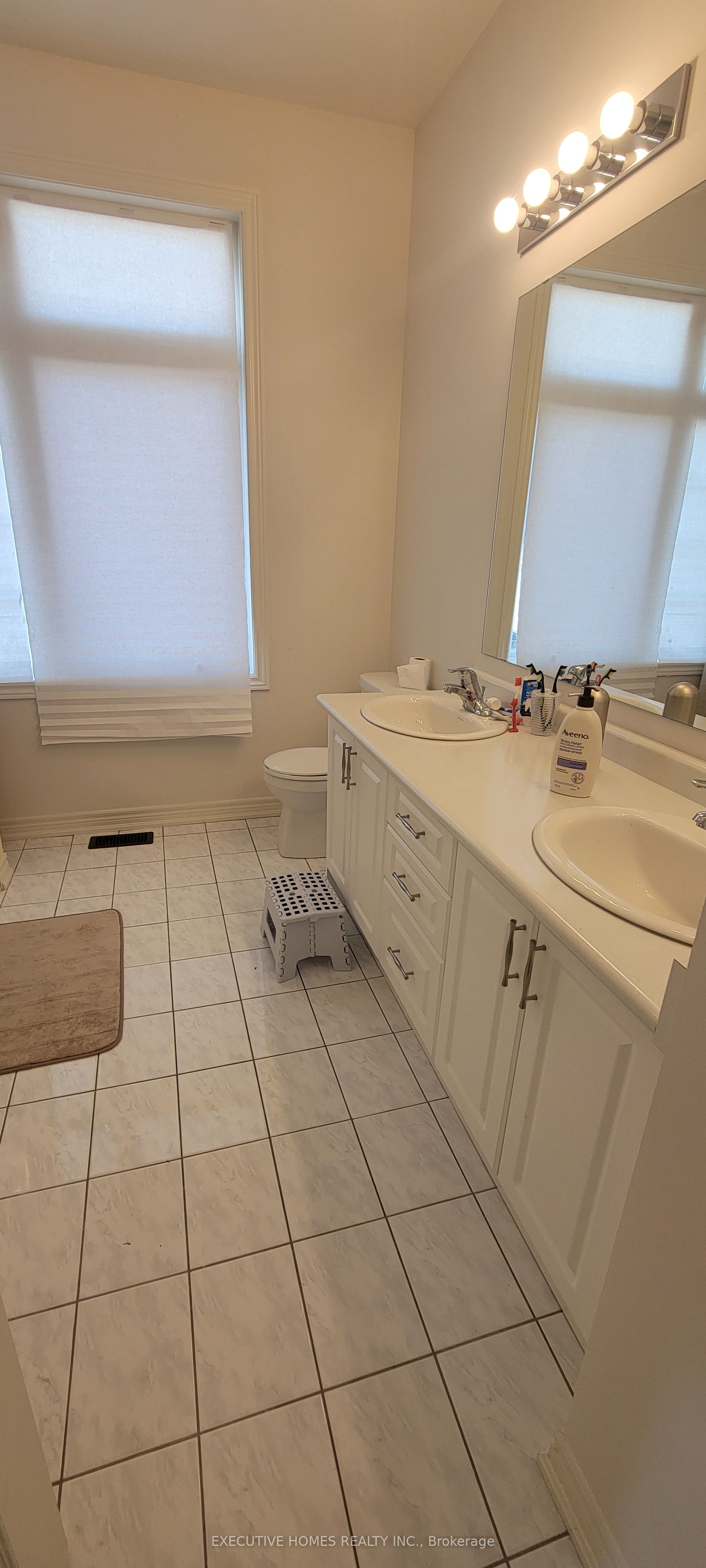 282 Great Falls Boulevard Property Photo 7