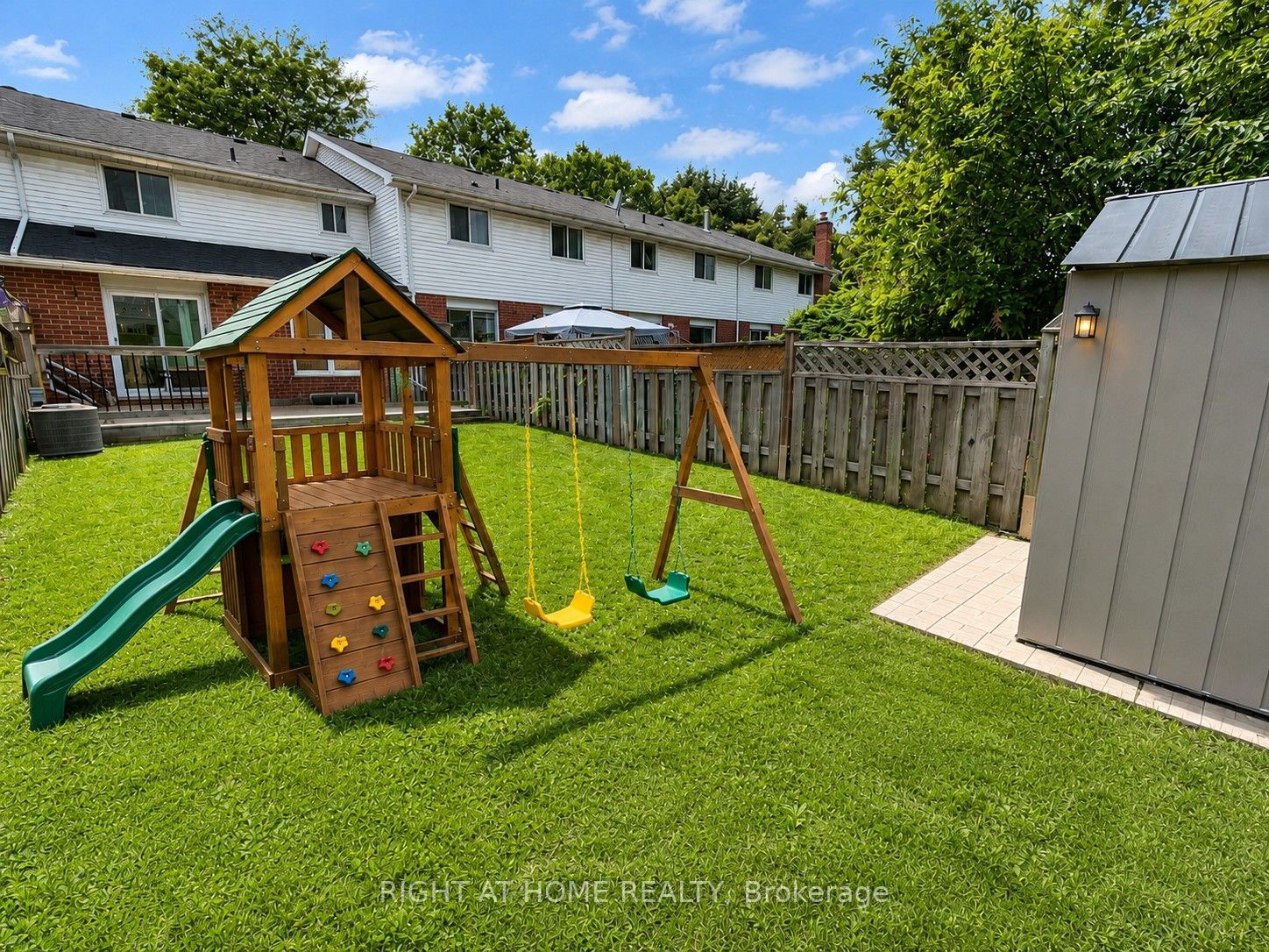 41 Edgemere Drive Property Photo 3