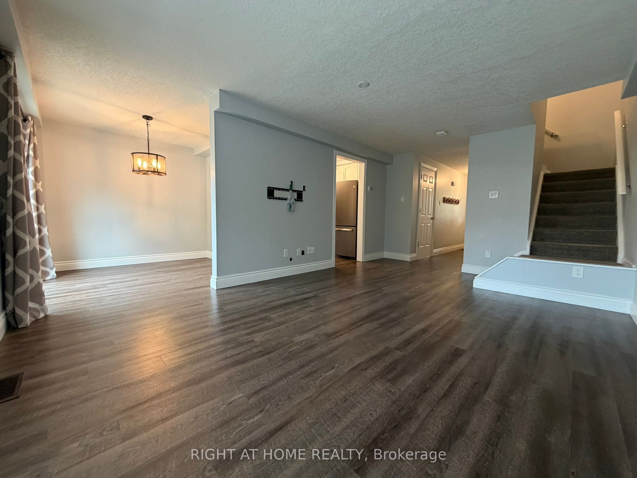 41 Edgemere Drive Property Photo 6