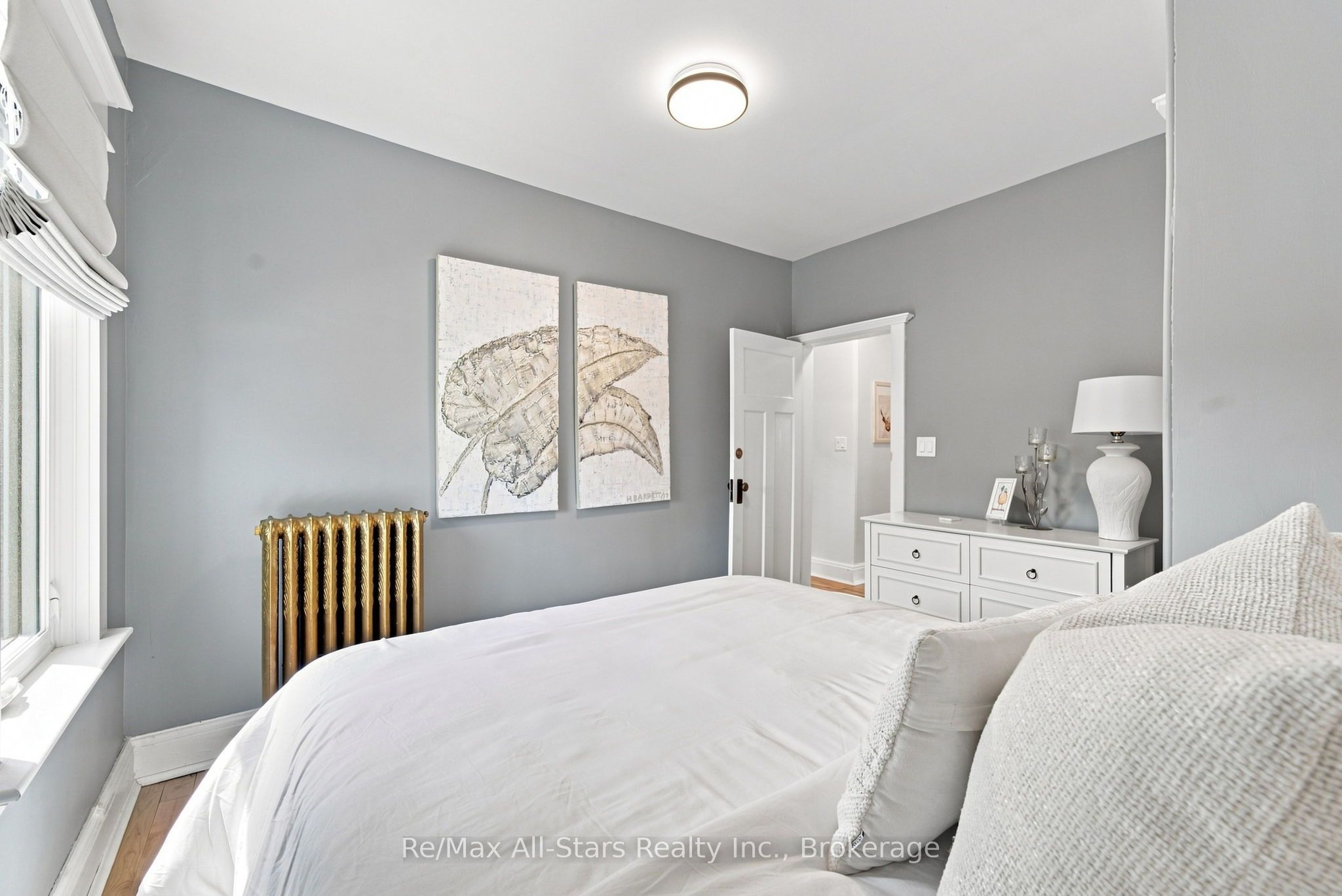 20 Mary Street E Property Photo 18