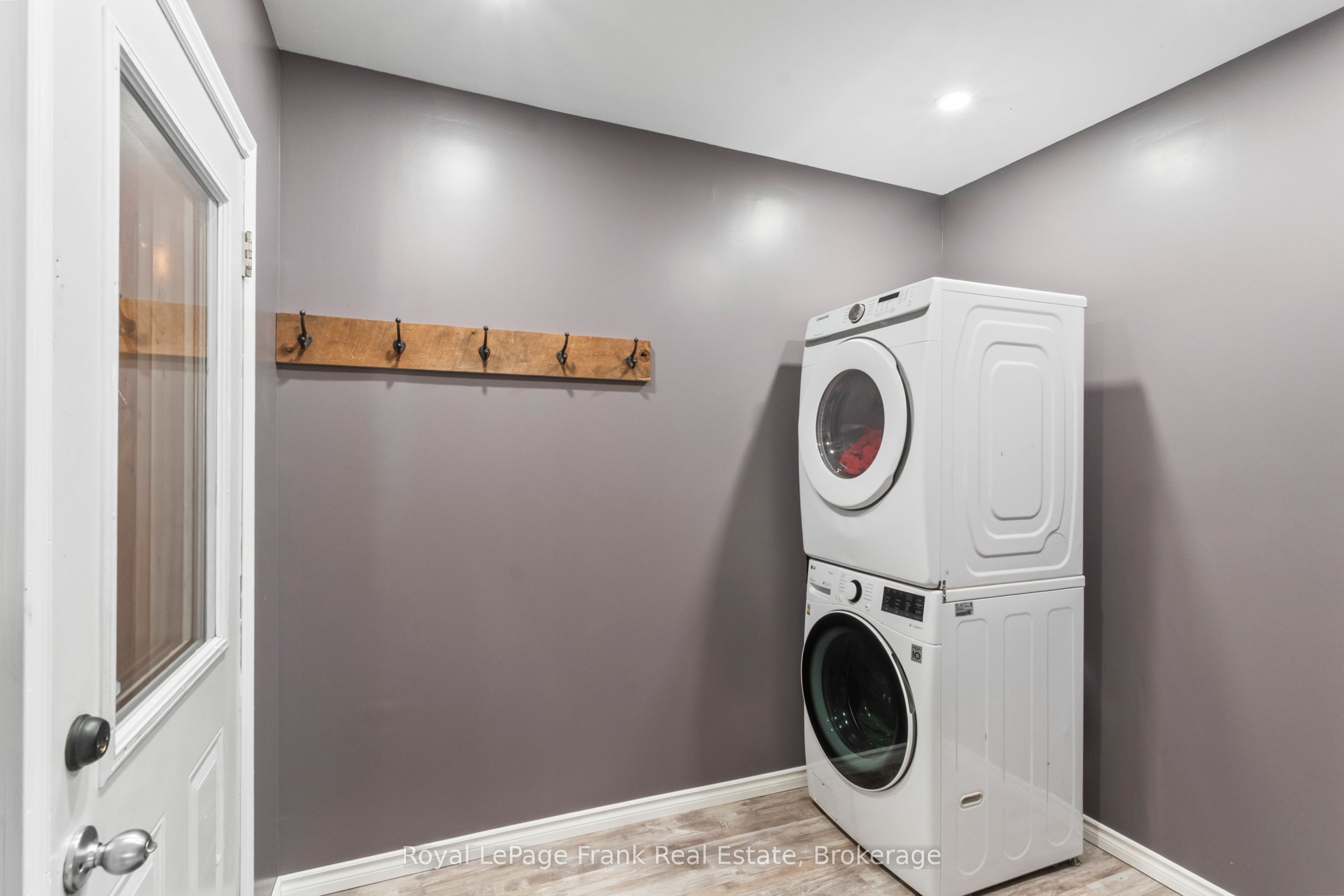 174 Elgin Street Property Photo 7
