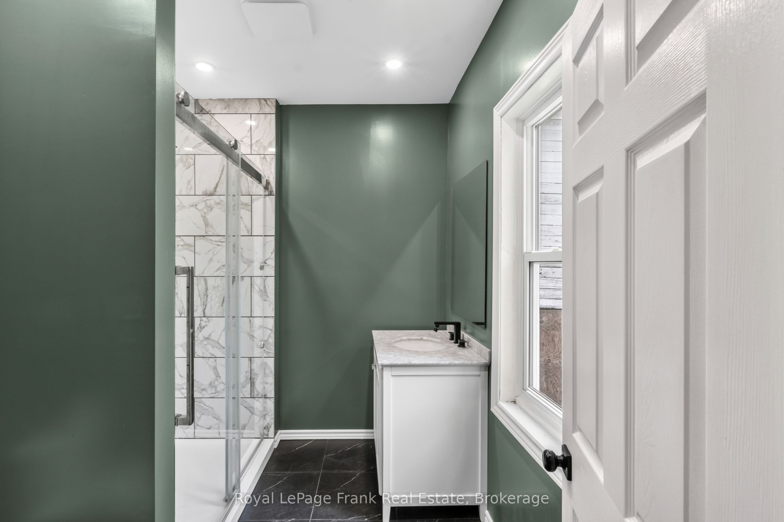 174 Elgin Street Property Photo 8
