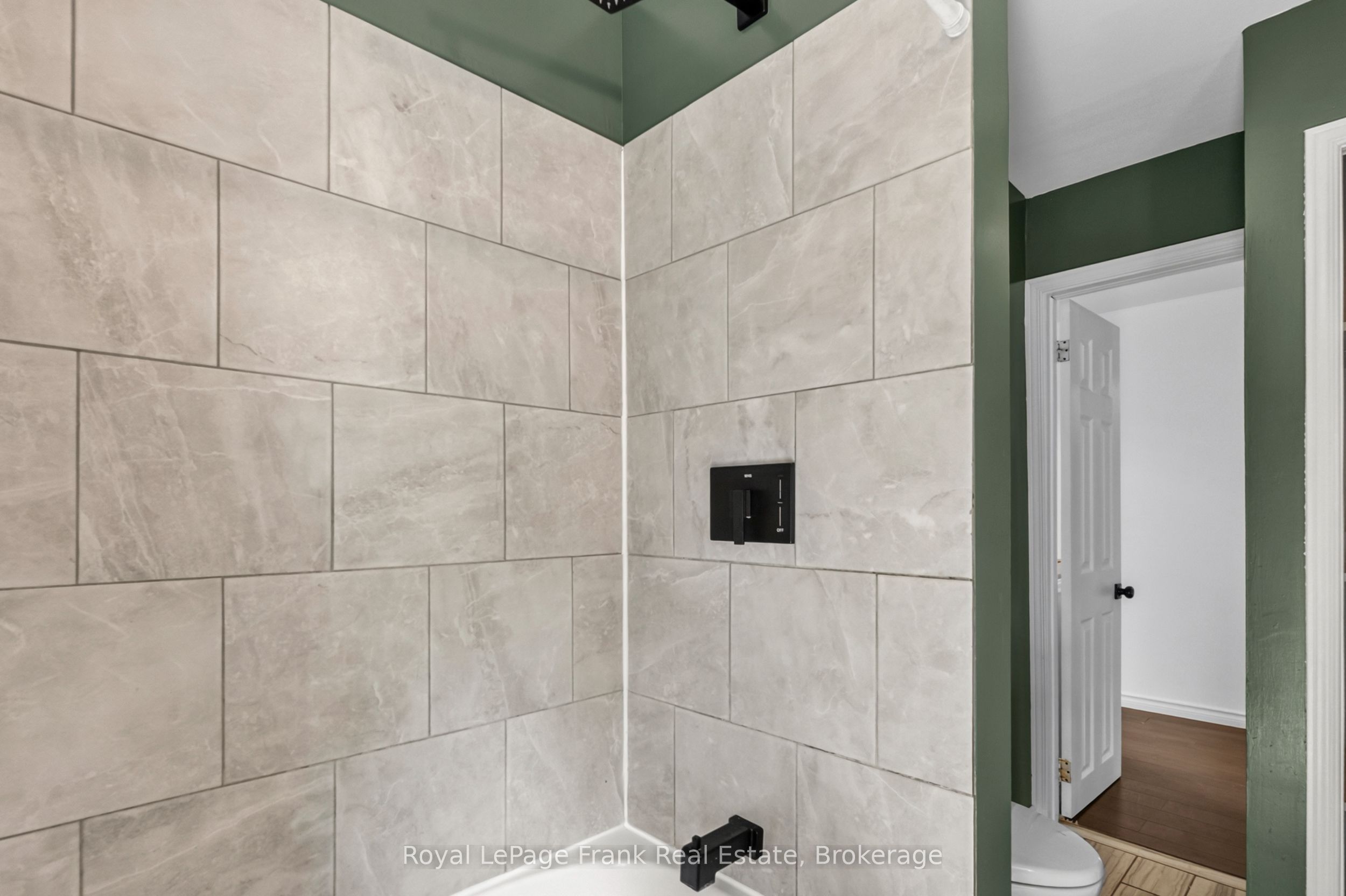 174 Elgin Street Property Photo 19