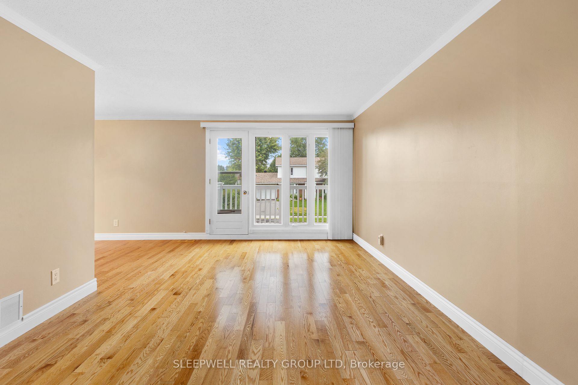 42 Charkay Street Property Photo 4