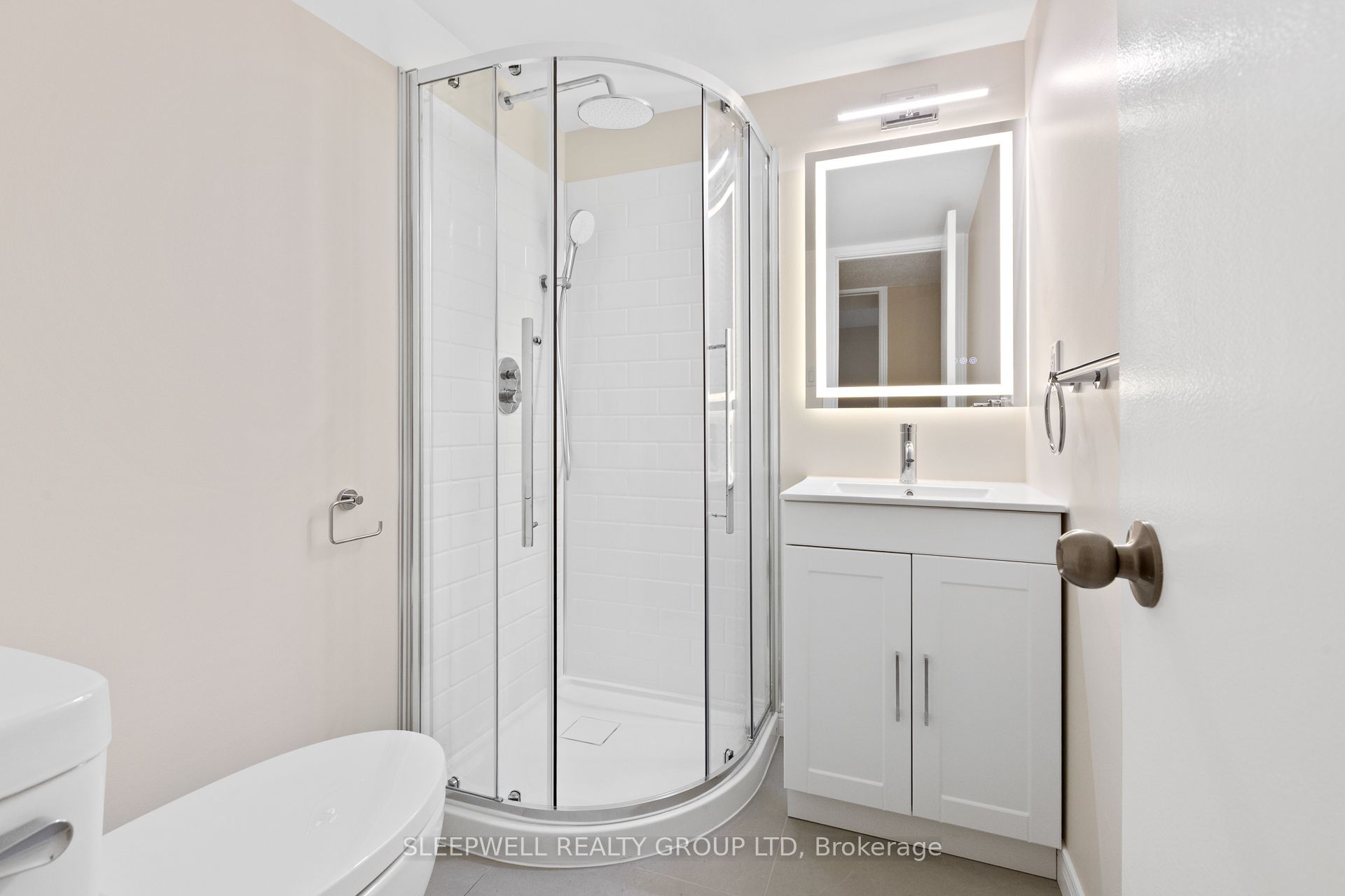 42 Charkay Street Property Photo 17