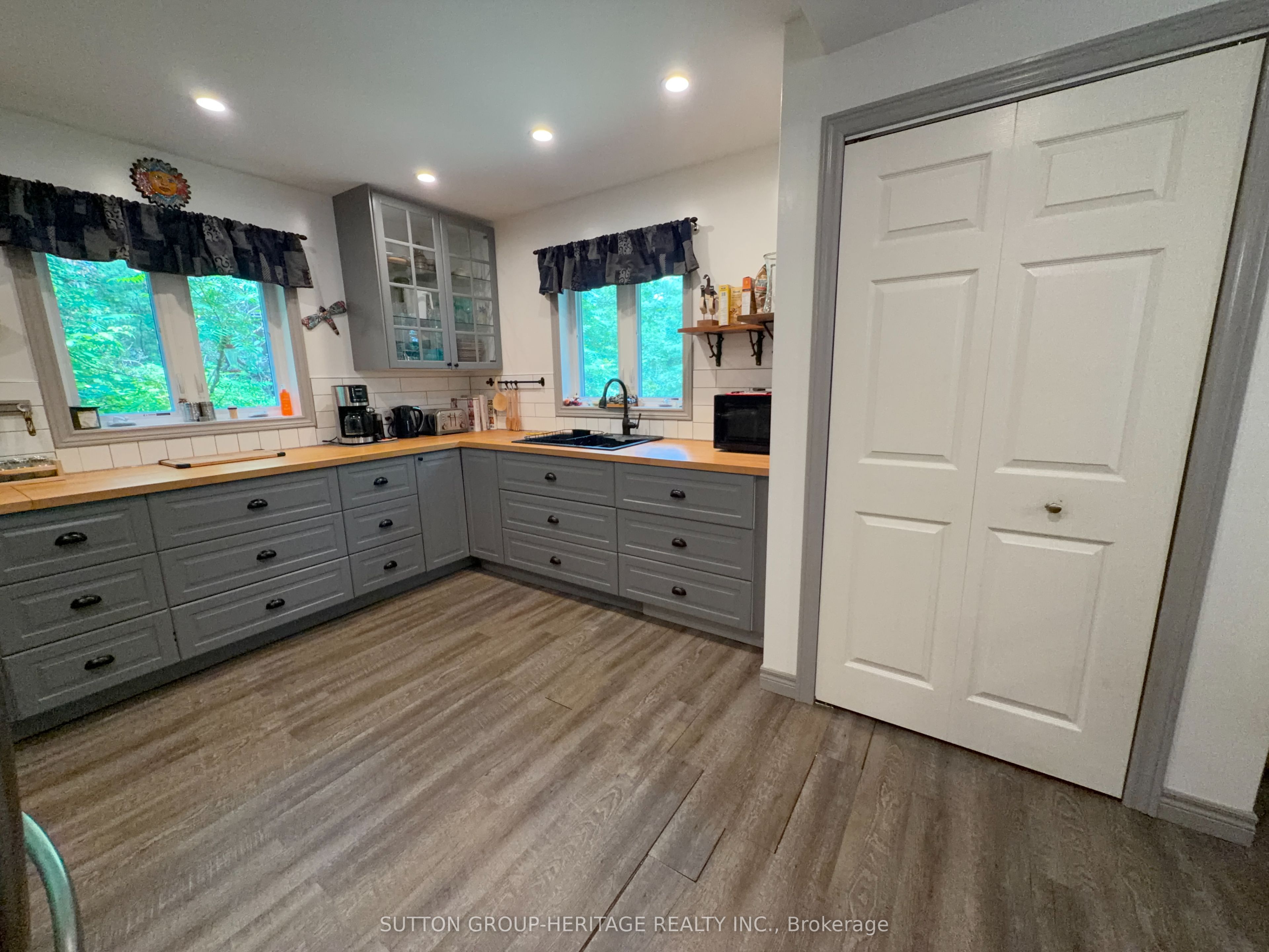 1188b Bebris Road Property Photo 6