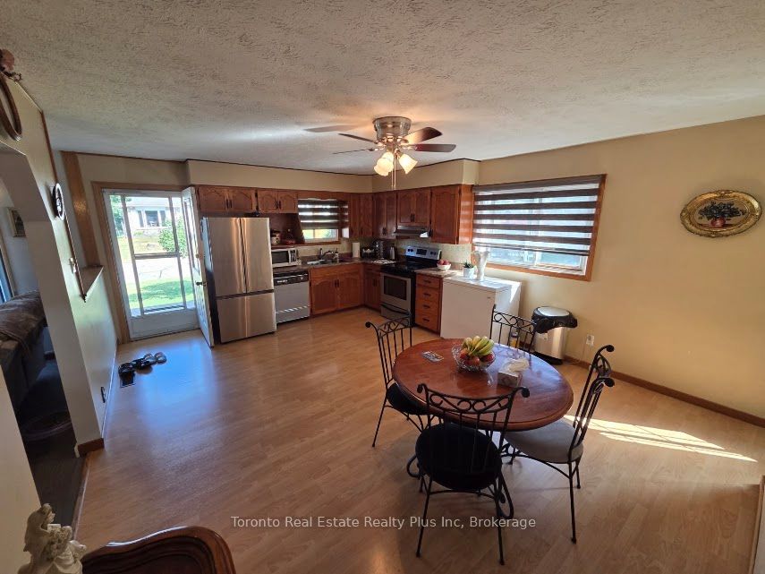 83 Laurier Road Property Photo 6