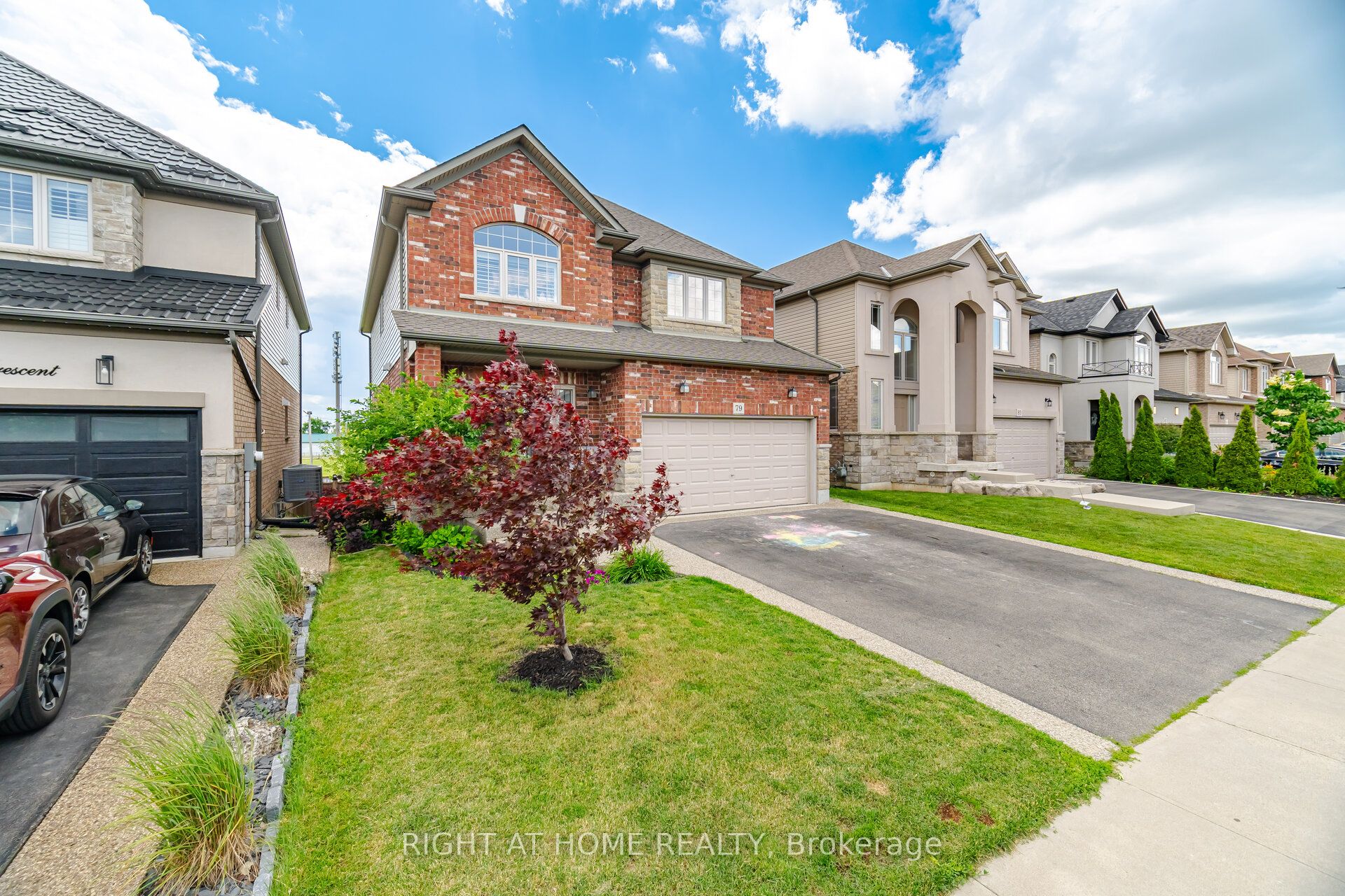 79 Garinger Crescent Property Photo 4