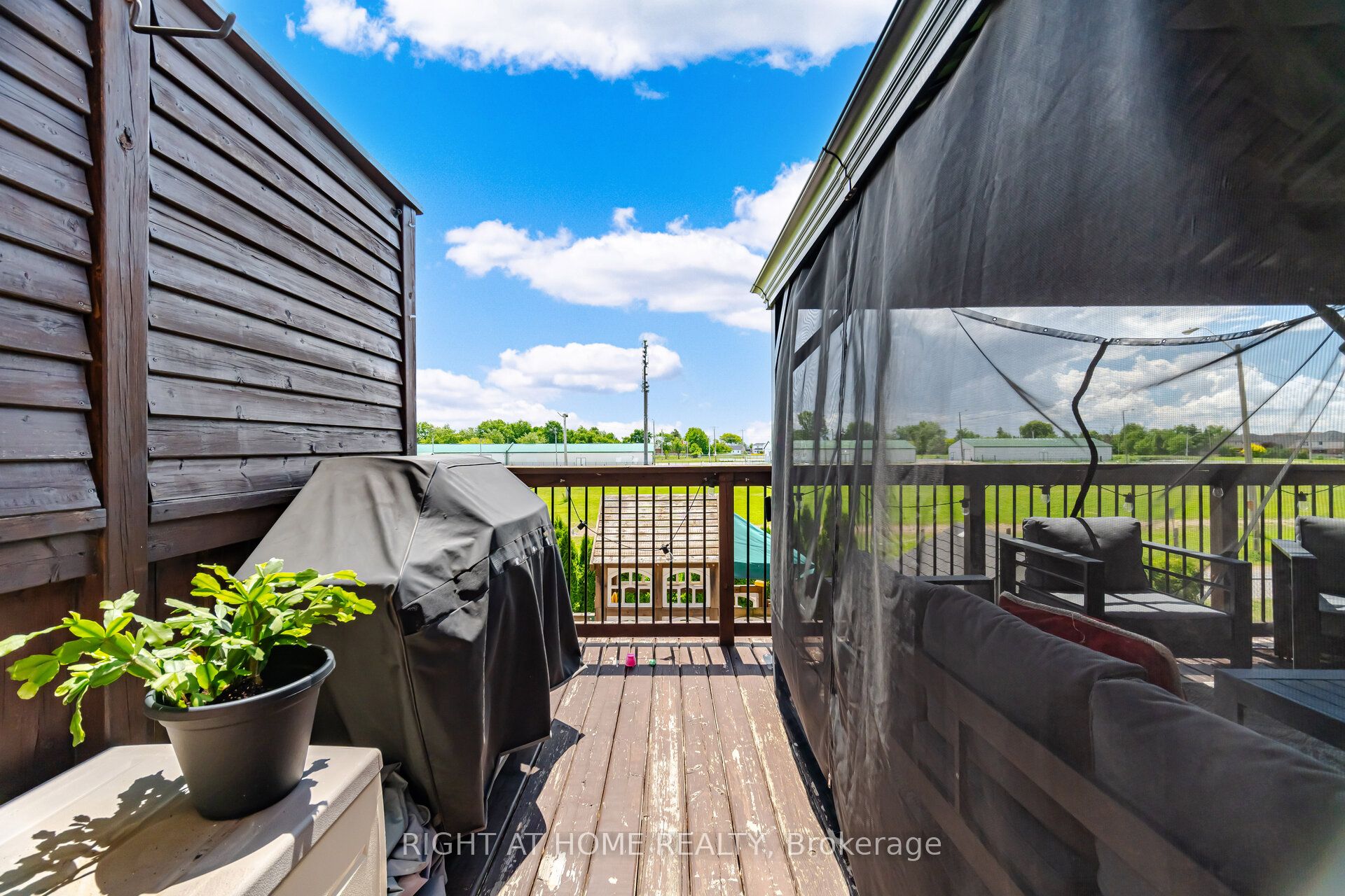 79 Garinger Crescent Property Photo 48