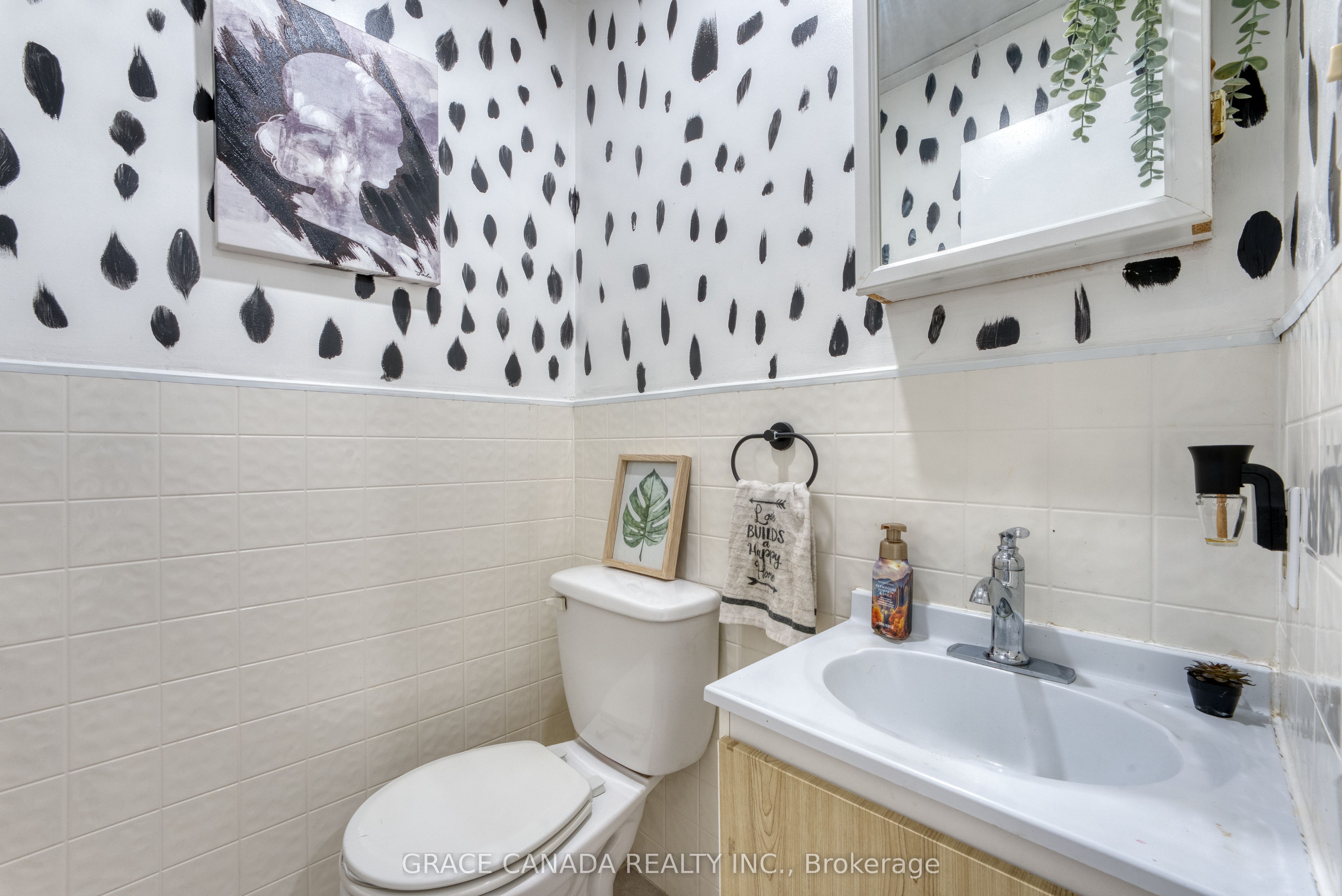 12437 St Thomas Street Property Photo 25