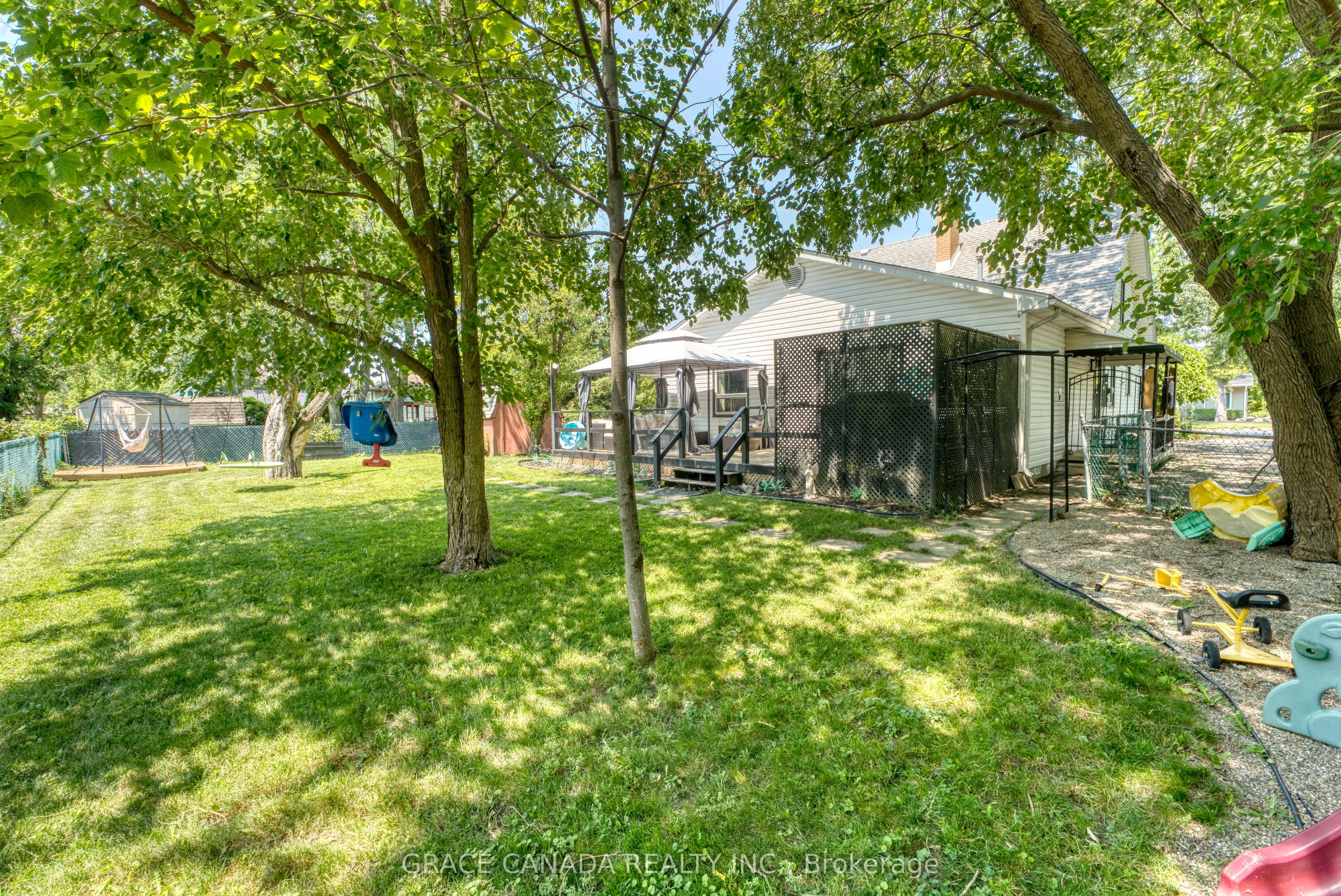 12437 St Thomas Street Property Photo 32