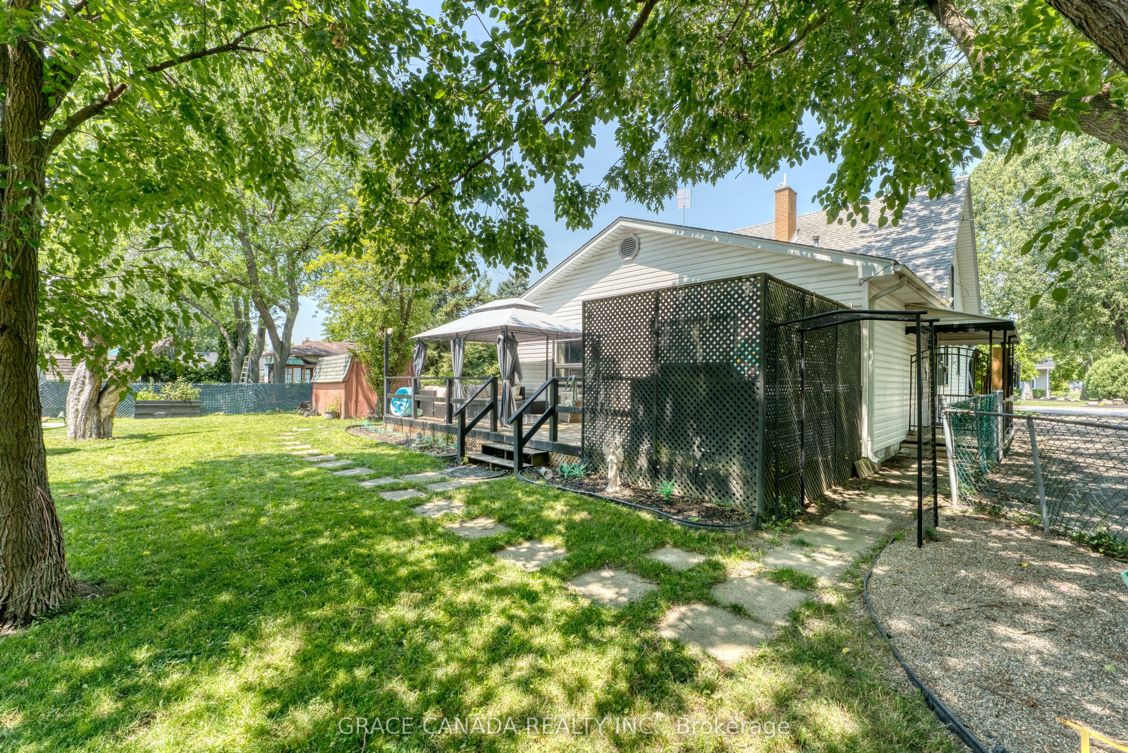 12437 St Thomas Street Property Photo 33