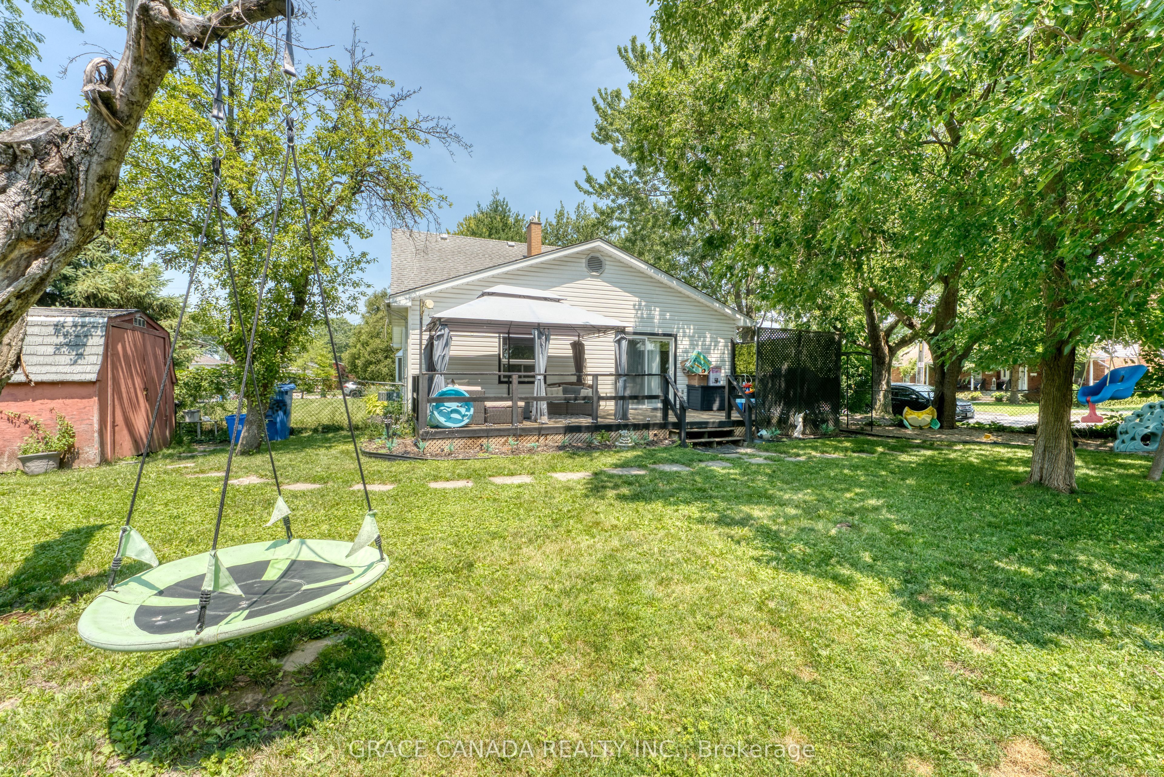 12437 St Thomas Street Property Photo 35