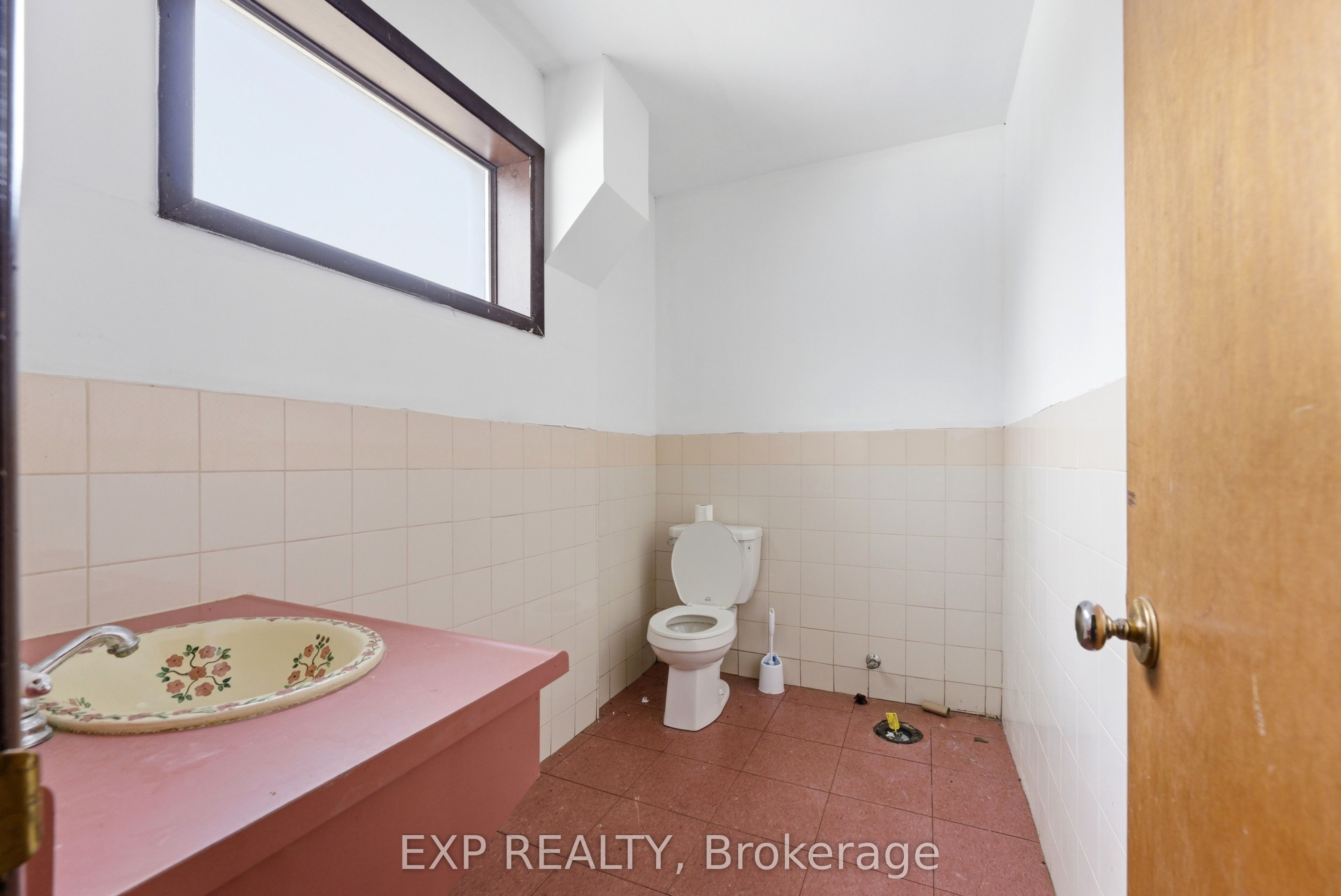 23b Mother's Road Property Photo 19